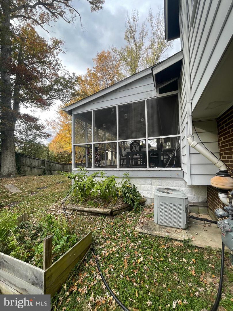 12502 COLBY DR, WOODBRIDGE, Virginia 22192, 4 Bedrooms Bedrooms, ,2 BathroomsBathrooms,Residential,For sale,12502 COLBY DR,VAPW2103410 MLS # VAPW2103410 12502 COLBY DR, WOODBRIDGE, Virginia 22192, 4 Bedrooms Bedrooms, ,2 BathroomsBathrooms,Residential,For sale,12502 COLBY DR,VAPW2103410 MLS # VAPW2103410