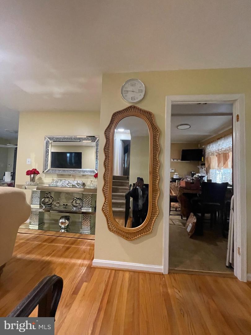 12502 COLBY DR, WOODBRIDGE, Virginia 22192, 4 Bedrooms Bedrooms, ,2 BathroomsBathrooms,Residential,For sale,12502 COLBY DR,VAPW2103410 MLS # VAPW2103410 12502 COLBY DR, WOODBRIDGE, Virginia 22192, 4 Bedrooms Bedrooms, ,2 BathroomsBathrooms,Residential,For sale,12502 COLBY DR,VAPW2103410 MLS # VAPW2103410