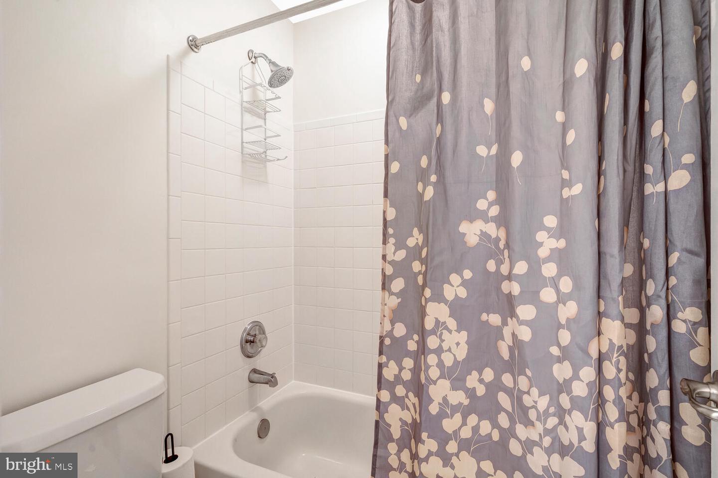 6412 CALEB CT, ALEXANDRIA, Virginia 22315, 4 Bedrooms Bedrooms, ,3 BathroomsBathrooms,Residential,For sale,6412 CALEB CT,VAFX2266240 MLS # VAFX2266240 6412 CALEB CT, ALEXANDRIA, Virginia 22315, 4 Bedrooms Bedrooms, ,3 BathroomsBathrooms,Residential,For sale,6412 CALEB CT,VAFX2266240 MLS # VAFX2266240