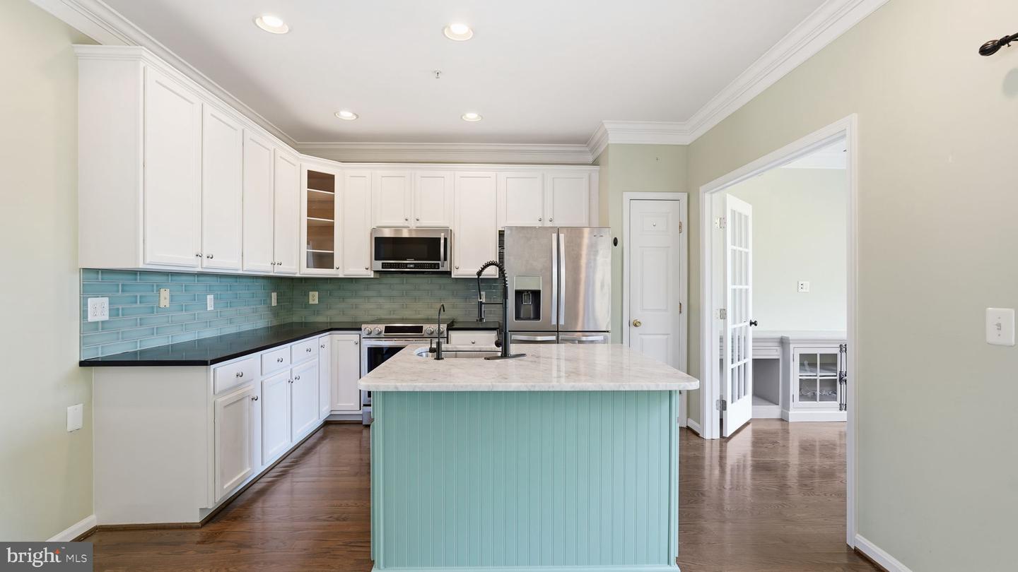 8109 CERROMAR WAY, GAINESVILLE, Virginia 20155, 3 Bedrooms Bedrooms, ,3 BathroomsBathrooms,Residential,For sale,8109 CERROMAR WAY,VAPW2103884 MLS # VAPW2103884 8109 CERROMAR WAY, GAINESVILLE, Virginia 20155, 3 Bedrooms Bedrooms, ,3 BathroomsBathrooms,Residential,For sale,8109 CERROMAR WAY,VAPW2103884 MLS # VAPW2103884