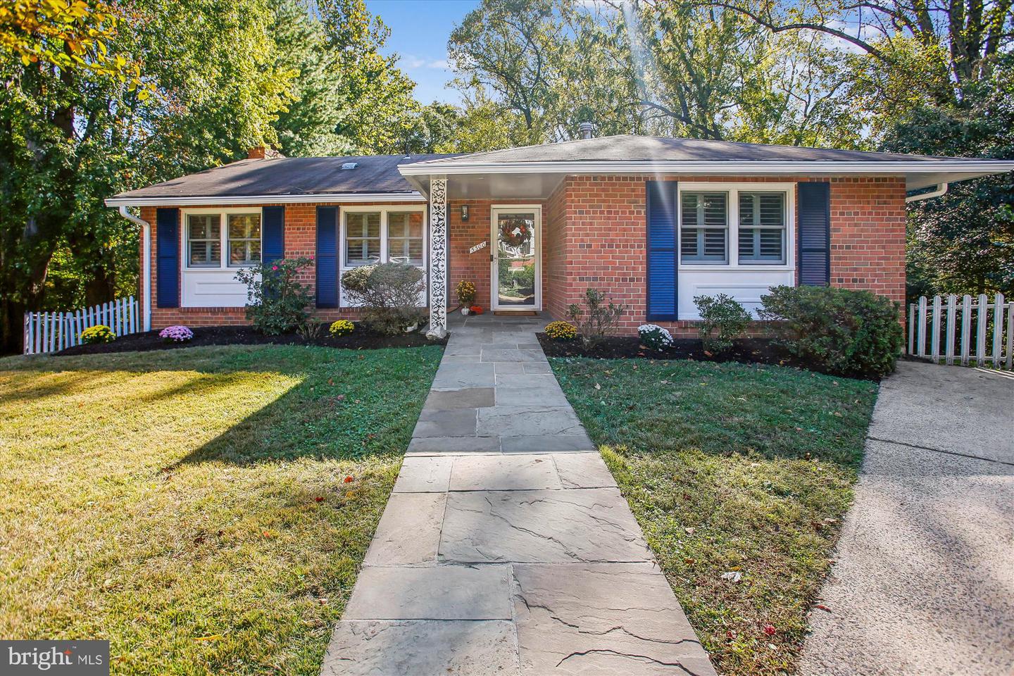5300 1ST PL N, ARLINGTON, Virginia 22203, 3 Bedrooms Bedrooms, 12 Rooms Rooms,3 BathroomsBathrooms,Residential,For sale,5300 1ST PL N,VAAR2063636 MLS # VAAR2063636 5300 1ST PL N, ARLINGTON, Virginia 22203, 3 Bedrooms Bedrooms, 12 Rooms Rooms,3 BathroomsBathrooms,Residential,For sale,5300 1ST PL N,VAAR2063636 MLS # VAAR2063636