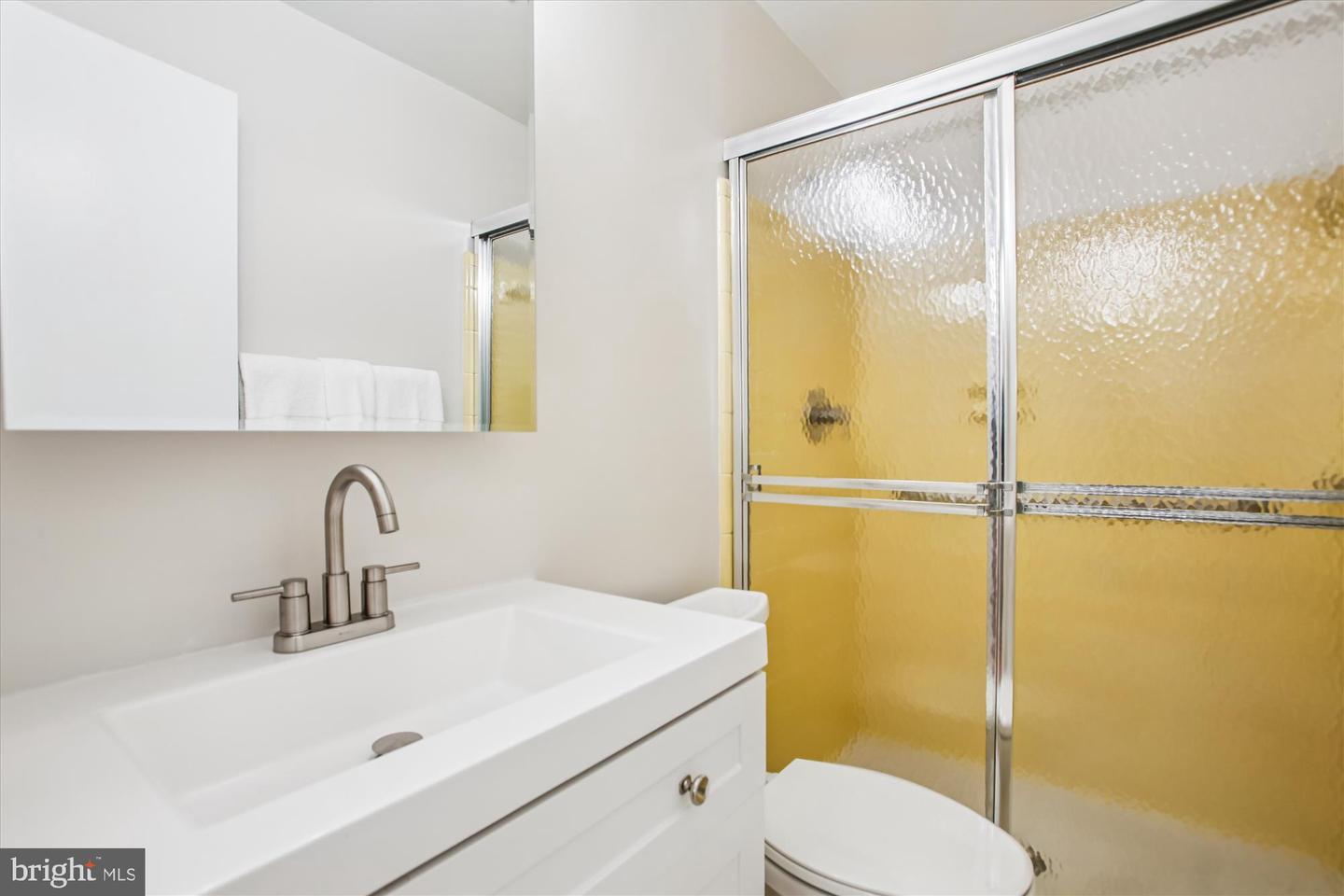5300 1ST PL N, ARLINGTON, Virginia 22203, 3 Bedrooms Bedrooms, 12 Rooms Rooms,3 BathroomsBathrooms,Residential,For sale,5300 1ST PL N,VAAR2063636 MLS # VAAR2063636 5300 1ST PL N, ARLINGTON, Virginia 22203, 3 Bedrooms Bedrooms, 12 Rooms Rooms,3 BathroomsBathrooms,Residential,For sale,5300 1ST PL N,VAAR2063636 MLS # VAAR2063636