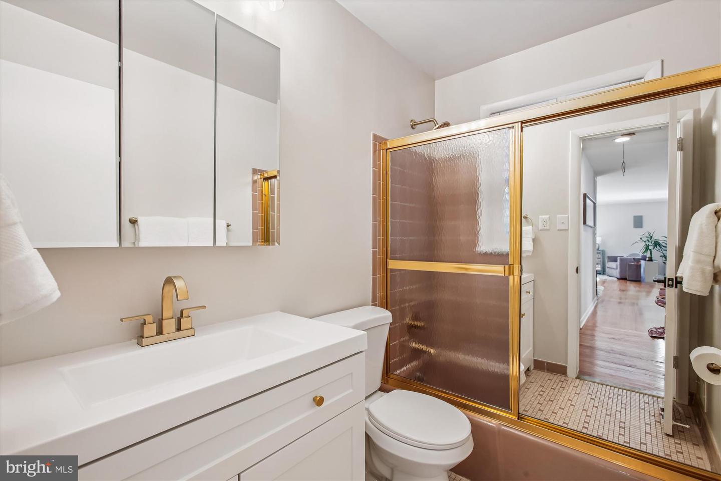 5300 1ST PL N, ARLINGTON, Virginia 22203, 3 Bedrooms Bedrooms, 12 Rooms Rooms,3 BathroomsBathrooms,Residential,For sale,5300 1ST PL N,VAAR2063636 MLS # VAAR2063636 5300 1ST PL N, ARLINGTON, Virginia 22203, 3 Bedrooms Bedrooms, 12 Rooms Rooms,3 BathroomsBathrooms,Residential,For sale,5300 1ST PL N,VAAR2063636 MLS # VAAR2063636