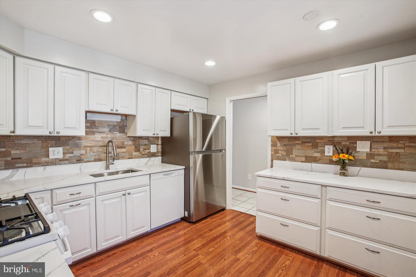 5300 1ST PL N, ARLINGTON, Virginia 22203, 3 Bedrooms Bedrooms, 12 Rooms Rooms,3 BathroomsBathrooms,Residential,For sale,5300 1ST PL N,VAAR2063636 MLS # VAAR2063636 5300 1ST PL N, ARLINGTON, Virginia 22203, 3 Bedrooms Bedrooms, 12 Rooms Rooms,3 BathroomsBathrooms,Residential,For sale,5300 1ST PL N,VAAR2063636 MLS # VAAR2063636