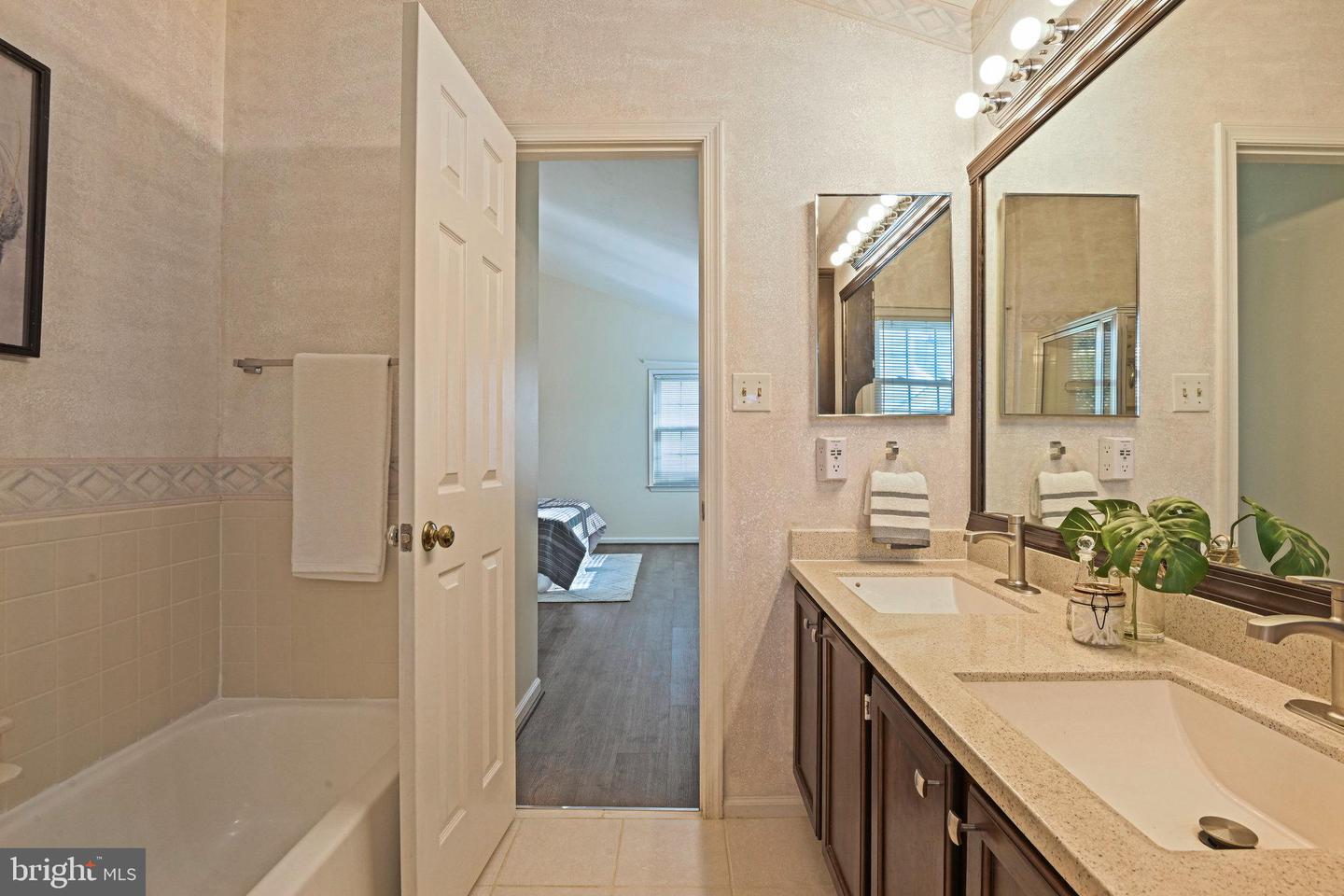 3025 HUGHSMITH CT, HERNDON, Virginia 20171, 4 Bedrooms Bedrooms, ,3 BathroomsBathrooms,Residential,For sale,3025 HUGHSMITH CT,VAFX2267294 MLS # VAFX2267294 3025 HUGHSMITH CT, HERNDON, Virginia 20171, 4 Bedrooms Bedrooms, ,3 BathroomsBathrooms,Residential,For sale,3025 HUGHSMITH CT,VAFX2267294 MLS # VAFX2267294