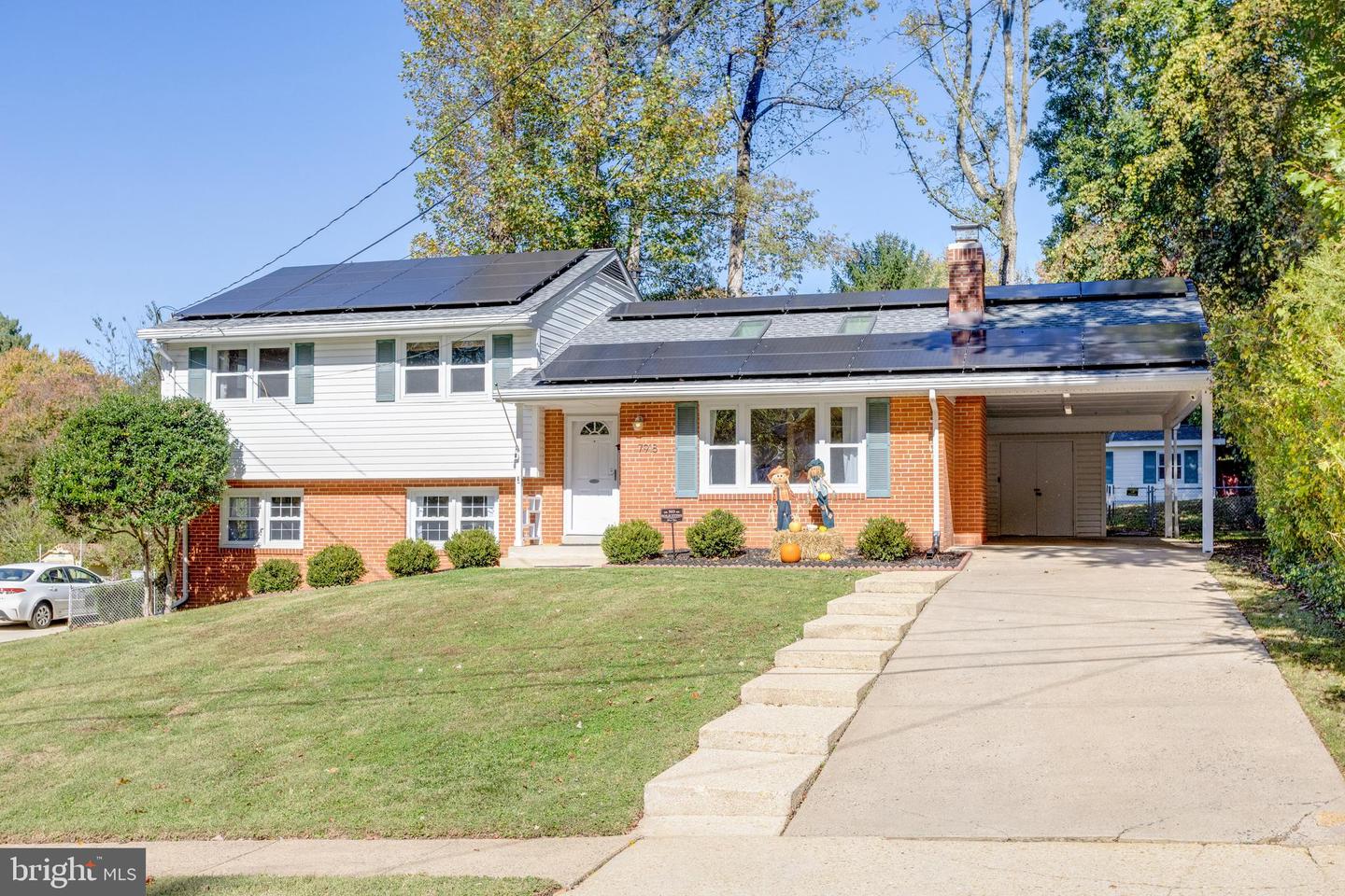 7918 HATTERAS LN, SPRINGFIELD, Virginia 22151, 4 Bedrooms Bedrooms, ,2 BathroomsBathrooms,Residential,For sale,7918 HATTERAS LN,VAFX2267996 MLS # VAFX2267996 7918 HATTERAS LN, SPRINGFIELD, Virginia 22151, 4 Bedrooms Bedrooms, ,2 BathroomsBathrooms,Residential,For sale,7918 HATTERAS LN,VAFX2267996 MLS # VAFX2267996