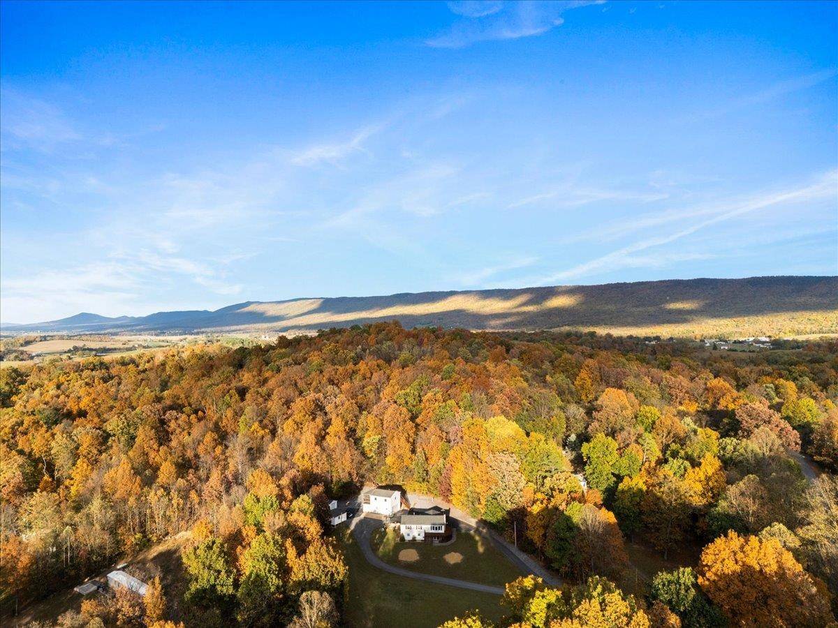 9508 KOONTZ CORNER RD, ROCKINGHAM, Virginia 22802, 5 Bedrooms Bedrooms, ,2 BathroomsBathrooms,Residential,9508 KOONTZ CORNER RD,670399 MLS # 670399 9508 KOONTZ CORNER RD, ROCKINGHAM, Virginia 22802, 5 Bedrooms Bedrooms, ,2 BathroomsBathrooms,Residential,9508 KOONTZ CORNER RD,670399 MLS # 670399