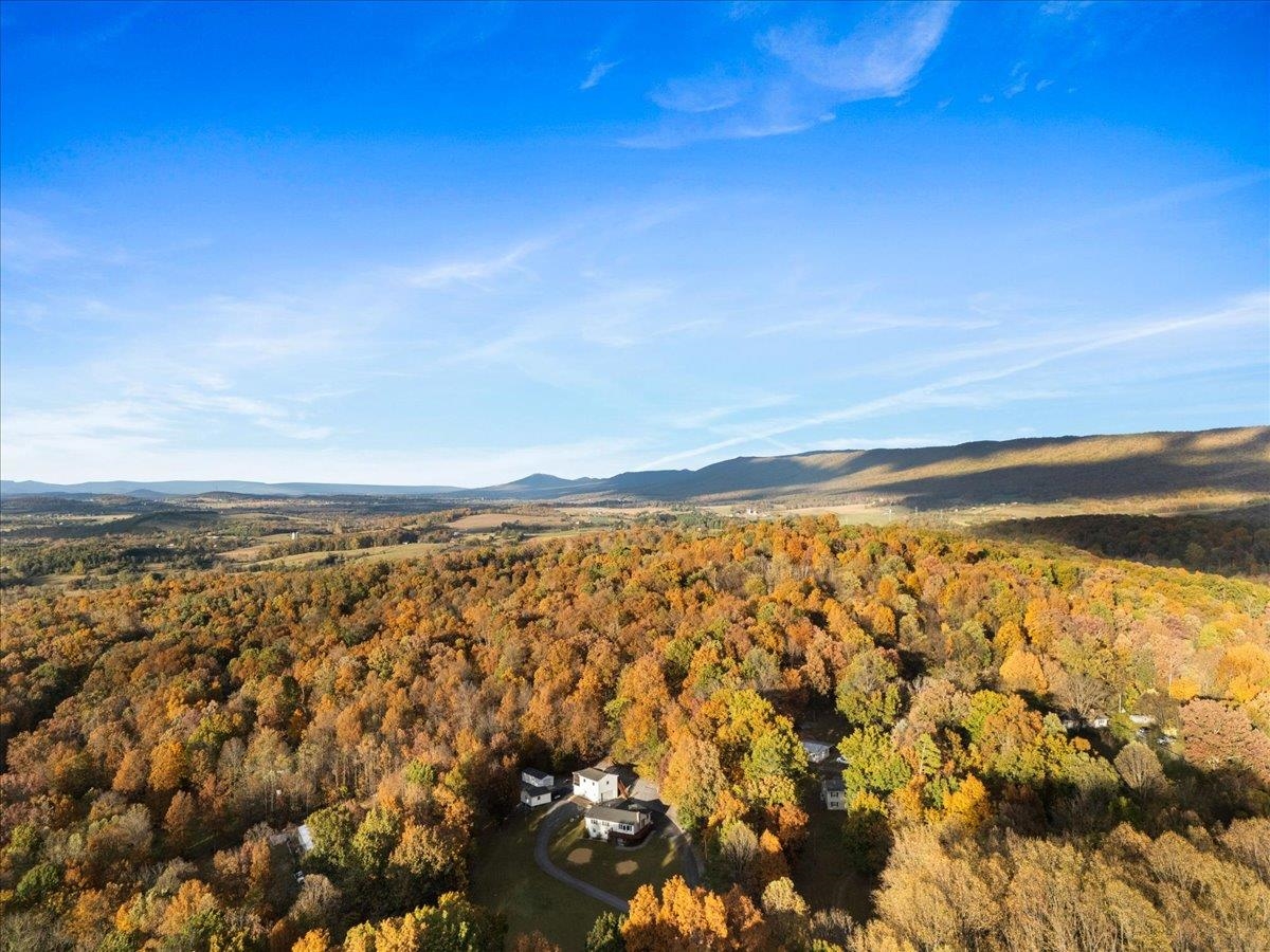 9508 KOONTZ CORNER RD, ROCKINGHAM, Virginia 22802, 5 Bedrooms Bedrooms, ,2 BathroomsBathrooms,Residential,9508 KOONTZ CORNER RD,670399 MLS # 670399 9508 KOONTZ CORNER RD, ROCKINGHAM, Virginia 22802, 5 Bedrooms Bedrooms, ,2 BathroomsBathrooms,Residential,9508 KOONTZ CORNER RD,670399 MLS # 670399