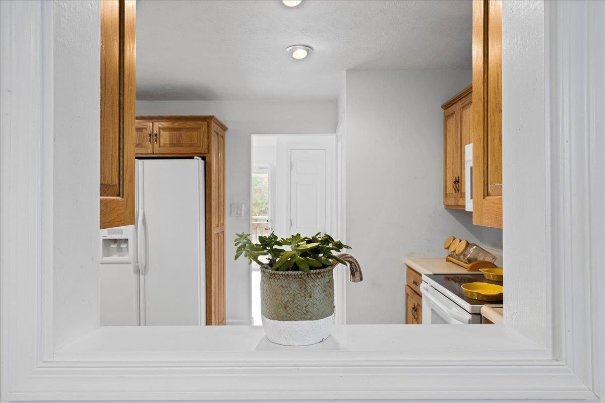 9508 KOONTZ CORNER RD, ROCKINGHAM, Virginia 22802, 5 Bedrooms Bedrooms, ,2 BathroomsBathrooms,Residential,9508 KOONTZ CORNER RD,670399 MLS # 670399 9508 KOONTZ CORNER RD, ROCKINGHAM, Virginia 22802, 5 Bedrooms Bedrooms, ,2 BathroomsBathrooms,Residential,9508 KOONTZ CORNER RD,670399 MLS # 670399