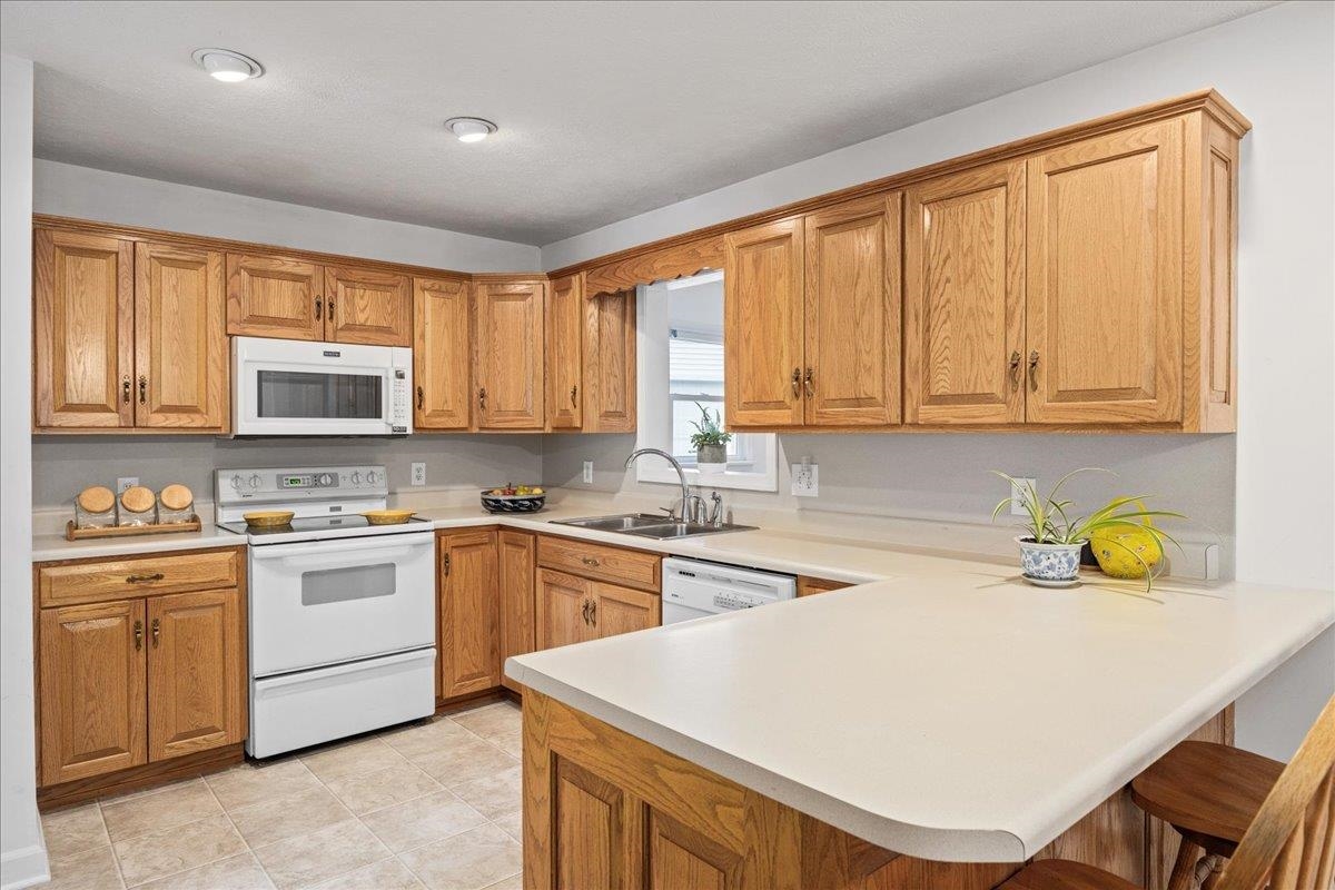 9508 KOONTZ CORNER RD, ROCKINGHAM, Virginia 22802, 5 Bedrooms Bedrooms, ,2 BathroomsBathrooms,Residential,9508 KOONTZ CORNER RD,670399 MLS # 670399 9508 KOONTZ CORNER RD, ROCKINGHAM, Virginia 22802, 5 Bedrooms Bedrooms, ,2 BathroomsBathrooms,Residential,9508 KOONTZ CORNER RD,670399 MLS # 670399