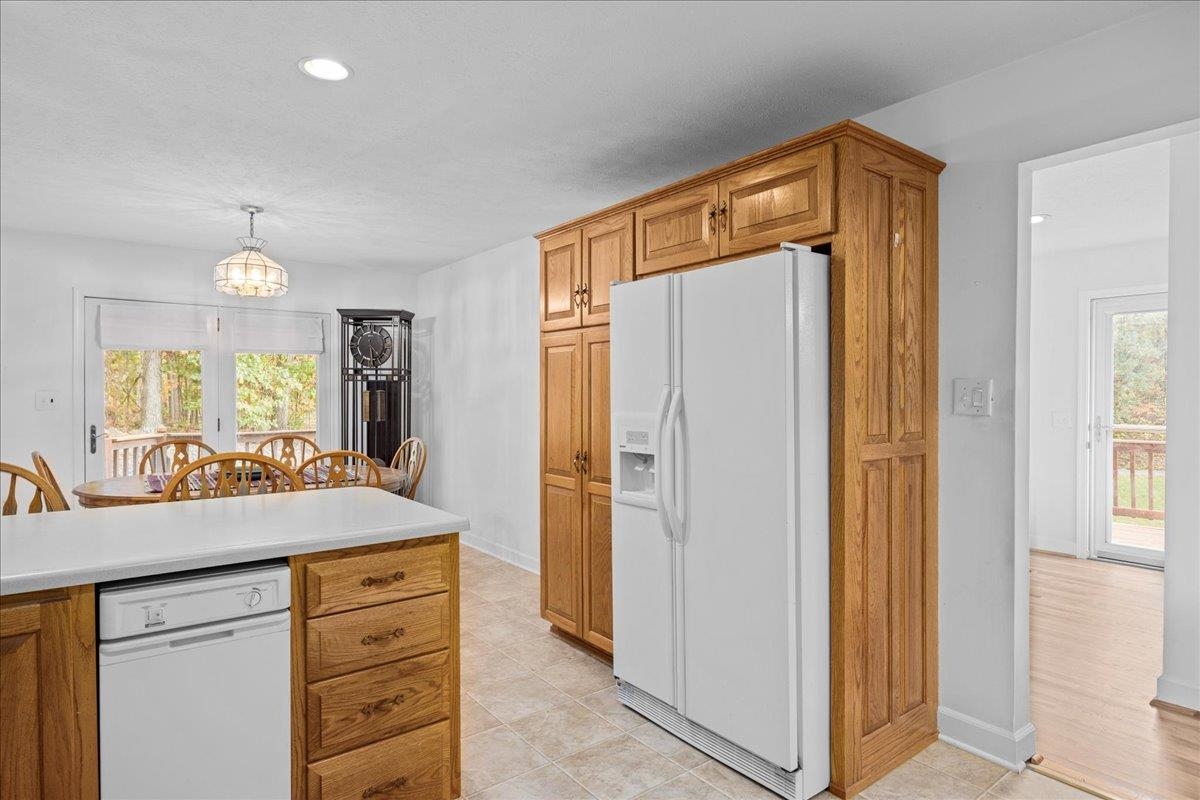 9508 KOONTZ CORNER RD, ROCKINGHAM, Virginia 22802, 5 Bedrooms Bedrooms, ,2 BathroomsBathrooms,Residential,9508 KOONTZ CORNER RD,670399 MLS # 670399 9508 KOONTZ CORNER RD, ROCKINGHAM, Virginia 22802, 5 Bedrooms Bedrooms, ,2 BathroomsBathrooms,Residential,9508 KOONTZ CORNER RD,670399 MLS # 670399