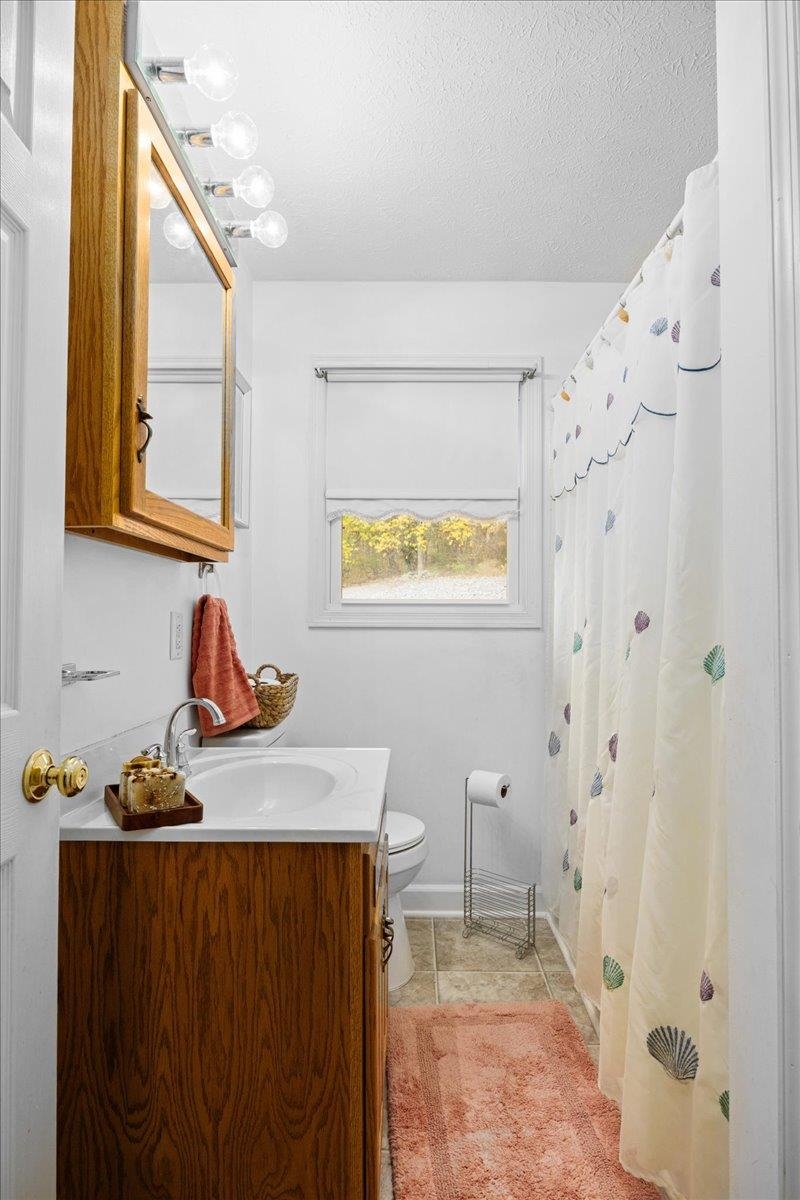 9508 KOONTZ CORNER RD, ROCKINGHAM, Virginia 22802, 5 Bedrooms Bedrooms, ,2 BathroomsBathrooms,Residential,9508 KOONTZ CORNER RD,670399 MLS # 670399 9508 KOONTZ CORNER RD, ROCKINGHAM, Virginia 22802, 5 Bedrooms Bedrooms, ,2 BathroomsBathrooms,Residential,9508 KOONTZ CORNER RD,670399 MLS # 670399