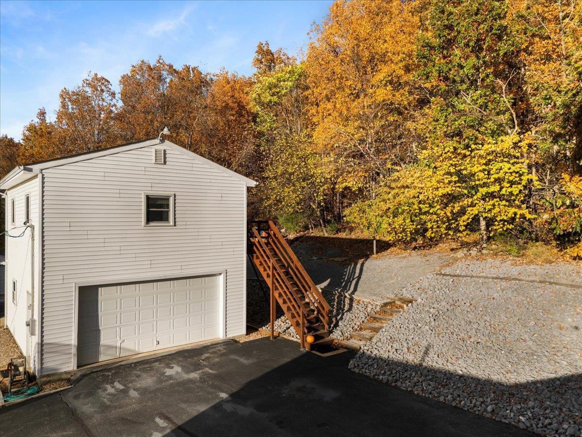 9508 KOONTZ CORNER RD, ROCKINGHAM, Virginia 22802, 5 Bedrooms Bedrooms, ,2 BathroomsBathrooms,Residential,9508 KOONTZ CORNER RD,670399 MLS # 670399 9508 KOONTZ CORNER RD, ROCKINGHAM, Virginia 22802, 5 Bedrooms Bedrooms, ,2 BathroomsBathrooms,Residential,9508 KOONTZ CORNER RD,670399 MLS # 670399