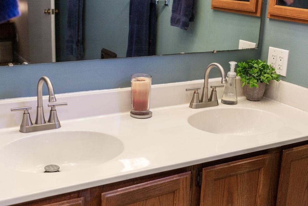 Vanity with double sink. Vanity with double sink.