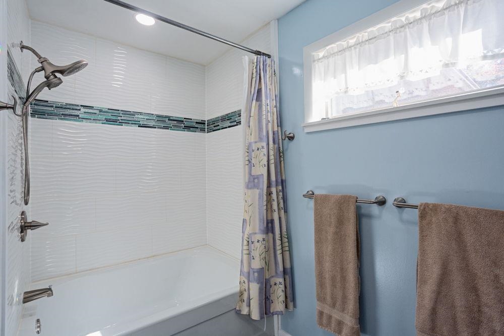3210 ARROWHEAD RD, ROCKINGHAM, Virginia 22801, 4 Bedrooms Bedrooms, ,3 BathroomsBathrooms,Residential,3210 ARROWHEAD RD,670400 MLS # 670400 3210 ARROWHEAD RD, ROCKINGHAM, Virginia 22801, 4 Bedrooms Bedrooms, ,3 BathroomsBathrooms,Residential,3210 ARROWHEAD RD,670400 MLS # 670400