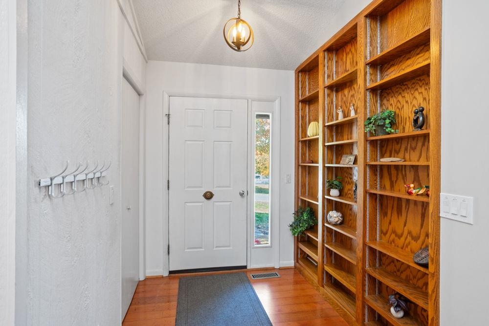 3210 ARROWHEAD RD, ROCKINGHAM, Virginia 22801, 4 Bedrooms Bedrooms, ,3 BathroomsBathrooms,Residential,3210 ARROWHEAD RD,670400 MLS # 670400 3210 ARROWHEAD RD, ROCKINGHAM, Virginia 22801, 4 Bedrooms Bedrooms, ,3 BathroomsBathrooms,Residential,3210 ARROWHEAD RD,670400 MLS # 670400