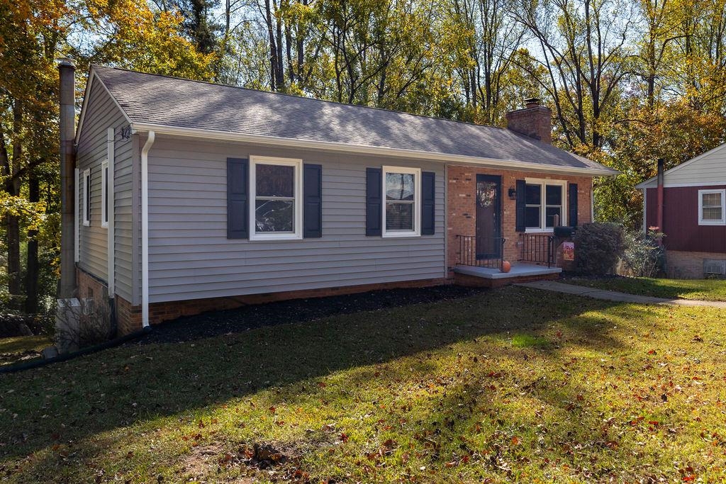 1018 GLENDALE RD, CHARLOTTESVILLE, Virginia 22901, 3 Bedrooms Bedrooms, ,2 BathroomsBathrooms,Residential,1018 GLENDALE RD,670401 MLS # 670401