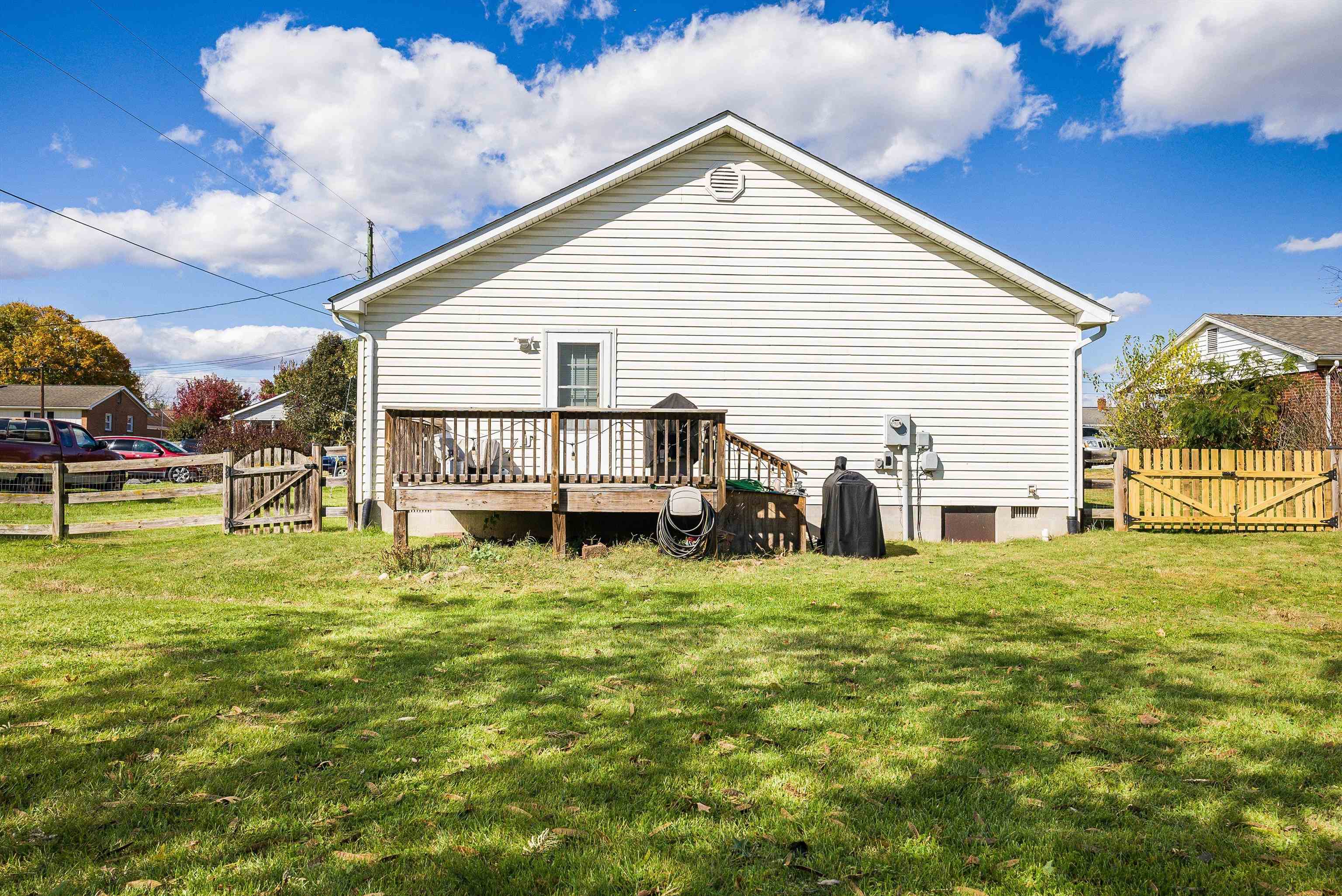 5158 BOXWOOD DR, MOUNT JACKSON, Virginia 22842, 3 Bedrooms Bedrooms, ,2 BathroomsBathrooms,Residential,5158 BOXWOOD DR,670406 MLS # 670406 5158 BOXWOOD DR, MOUNT JACKSON, Virginia 22842, 3 Bedrooms Bedrooms, ,2 BathroomsBathrooms,Residential,5158 BOXWOOD DR,670406 MLS # 670406