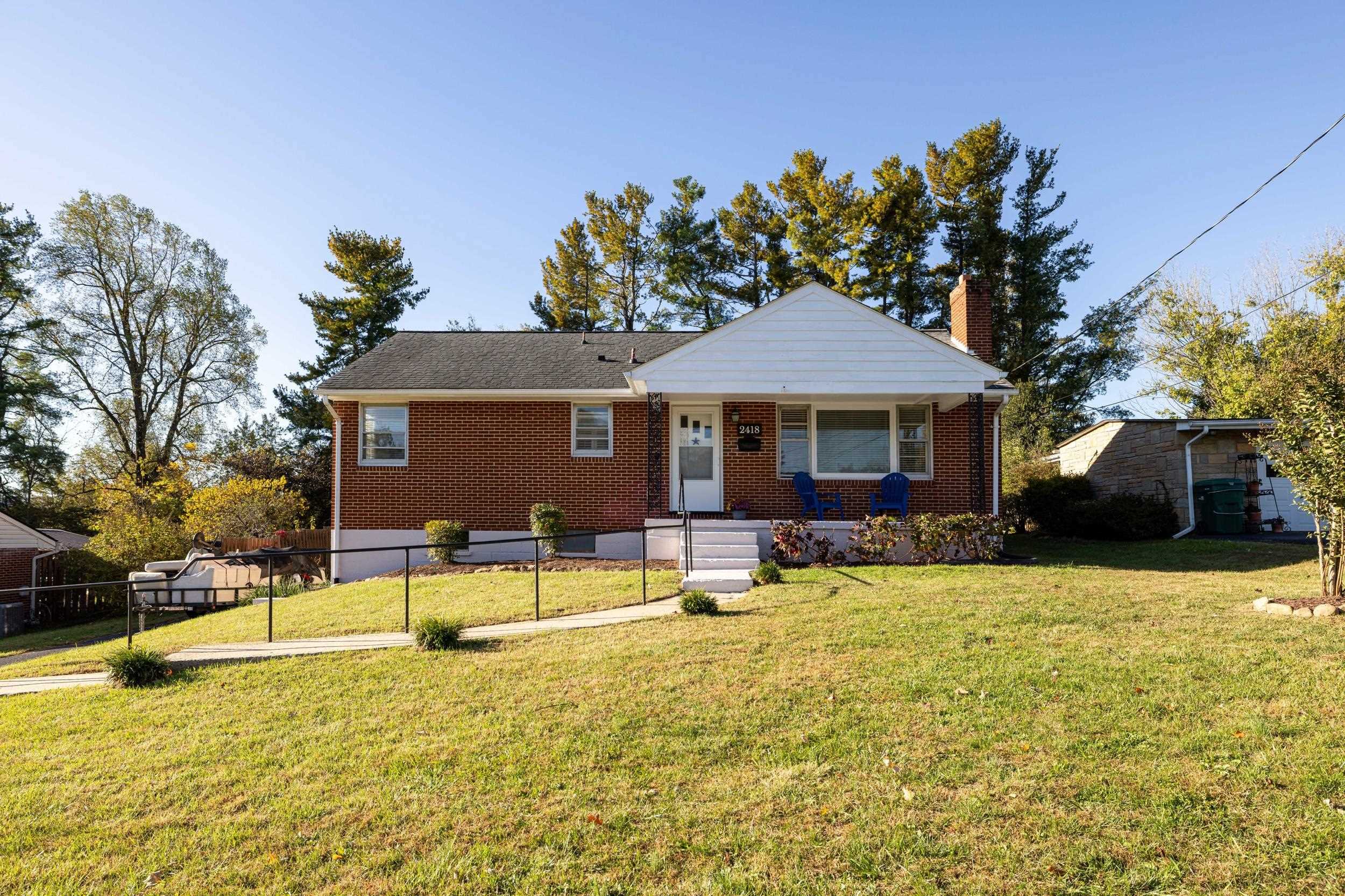 2418 MT VERNON ST, WAYNESBORO, Virginia 22980, 3 Bedrooms Bedrooms, ,1 BathroomBathrooms,Residential,2418 MT VERNON ST,670409 MLS # 670409 2418 MT VERNON ST, WAYNESBORO, Virginia 22980, 3 Bedrooms Bedrooms, ,1 BathroomBathrooms,Residential,2418 MT VERNON ST,670409 MLS # 670409