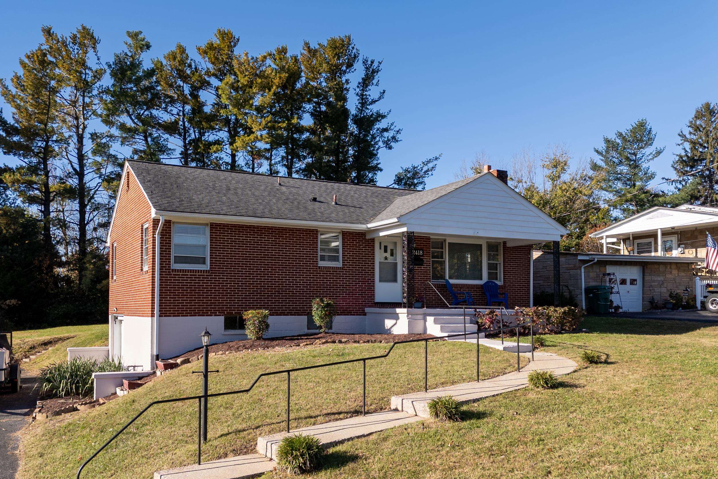2418 MT VERNON ST, WAYNESBORO, Virginia 22980, 3 Bedrooms Bedrooms, ,1 BathroomBathrooms,Residential,2418 MT VERNON ST,670409 MLS # 670409 2418 MT VERNON ST, WAYNESBORO, Virginia 22980, 3 Bedrooms Bedrooms, ,1 BathroomBathrooms,Residential,2418 MT VERNON ST,670409 MLS # 670409