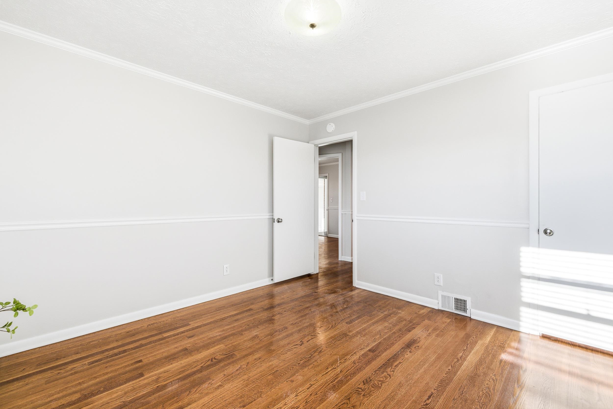 2418 MT VERNON ST, WAYNESBORO, Virginia 22980, 3 Bedrooms Bedrooms, ,1 BathroomBathrooms,Residential,2418 MT VERNON ST,670409 MLS # 670409 2418 MT VERNON ST, WAYNESBORO, Virginia 22980, 3 Bedrooms Bedrooms, ,1 BathroomBathrooms,Residential,2418 MT VERNON ST,670409 MLS # 670409