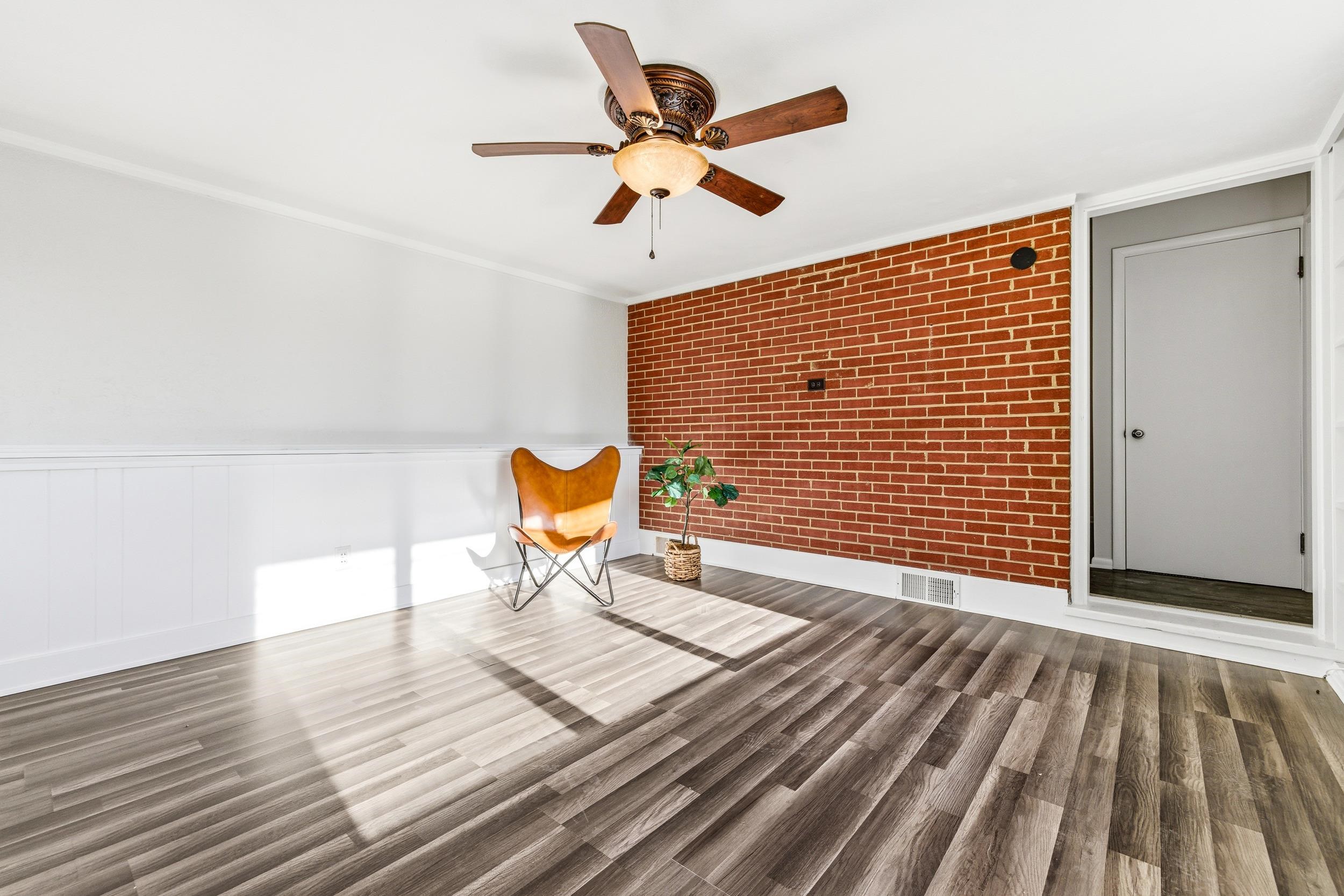 2418 MT VERNON ST, WAYNESBORO, Virginia 22980, 3 Bedrooms Bedrooms, ,1 BathroomBathrooms,Residential,2418 MT VERNON ST,670409 MLS # 670409 2418 MT VERNON ST, WAYNESBORO, Virginia 22980, 3 Bedrooms Bedrooms, ,1 BathroomBathrooms,Residential,2418 MT VERNON ST,670409 MLS # 670409