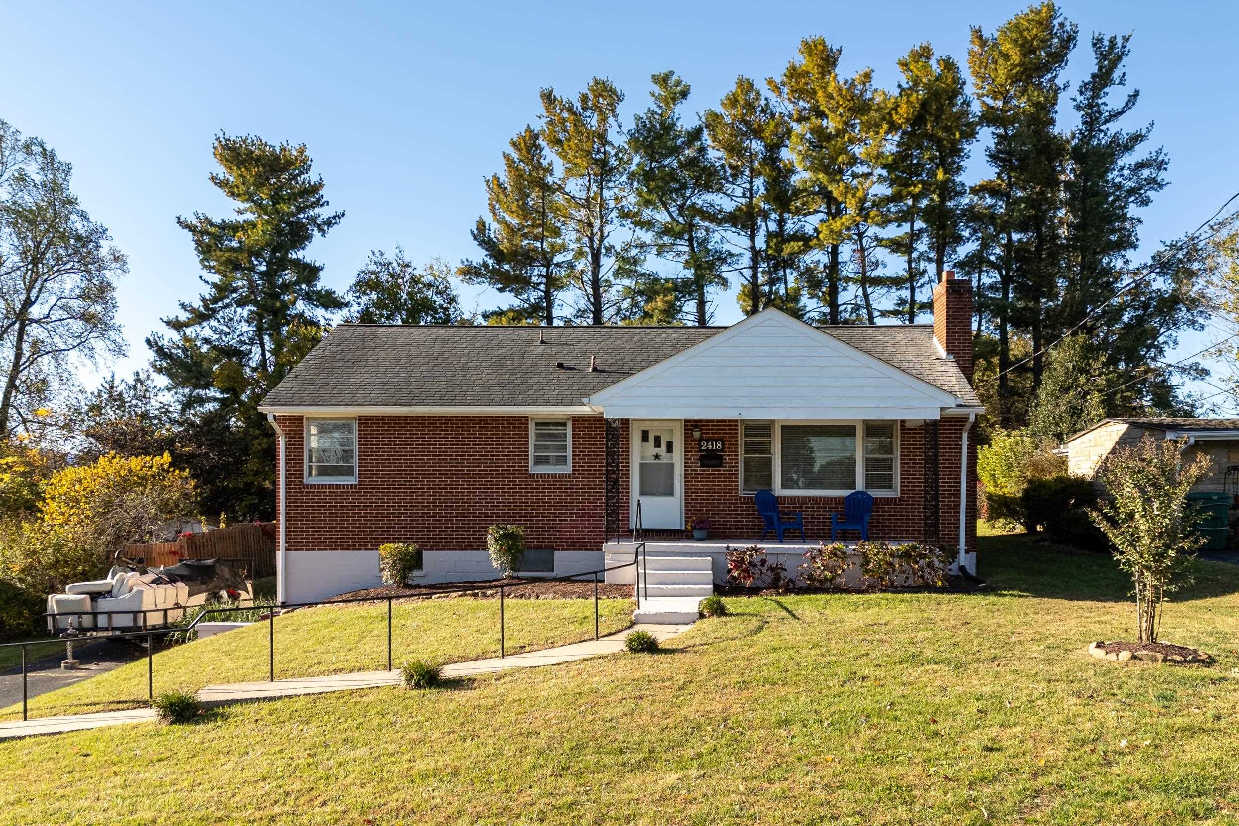 2418 MT VERNON ST, WAYNESBORO, Virginia 22980, 3 Bedrooms Bedrooms, ,1 BathroomBathrooms,Residential,2418 MT VERNON ST,670409 MLS # 670409 2418 MT VERNON ST, WAYNESBORO, Virginia 22980, 3 Bedrooms Bedrooms, ,1 BathroomBathrooms,Residential,2418 MT VERNON ST,670409 MLS # 670409