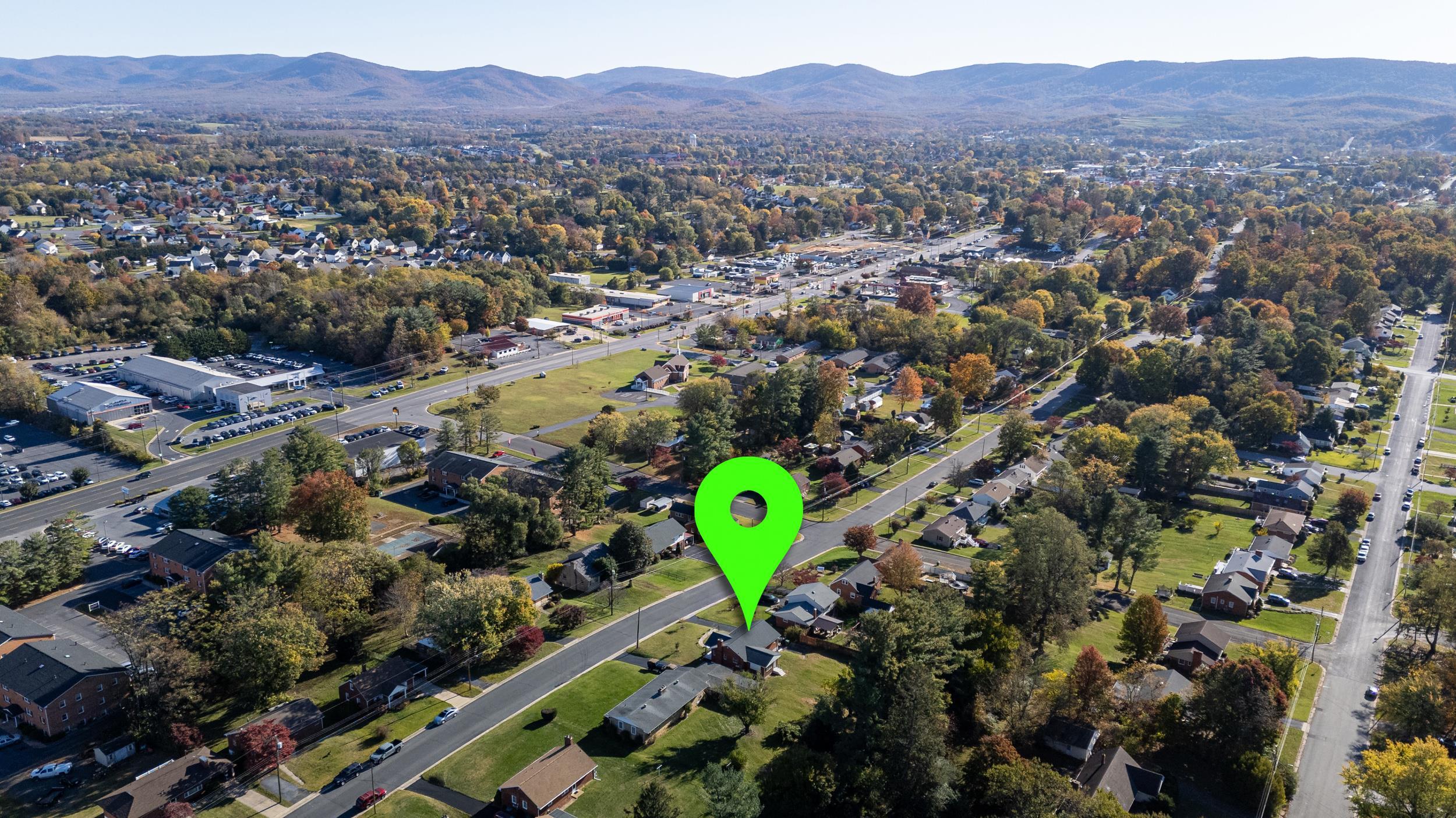 2418 MT VERNON ST, WAYNESBORO, Virginia 22980, 3 Bedrooms Bedrooms, ,1 BathroomBathrooms,Residential,2418 MT VERNON ST,670409 MLS # 670409 2418 MT VERNON ST, WAYNESBORO, Virginia 22980, 3 Bedrooms Bedrooms, ,1 BathroomBathrooms,Residential,2418 MT VERNON ST,670409 MLS # 670409