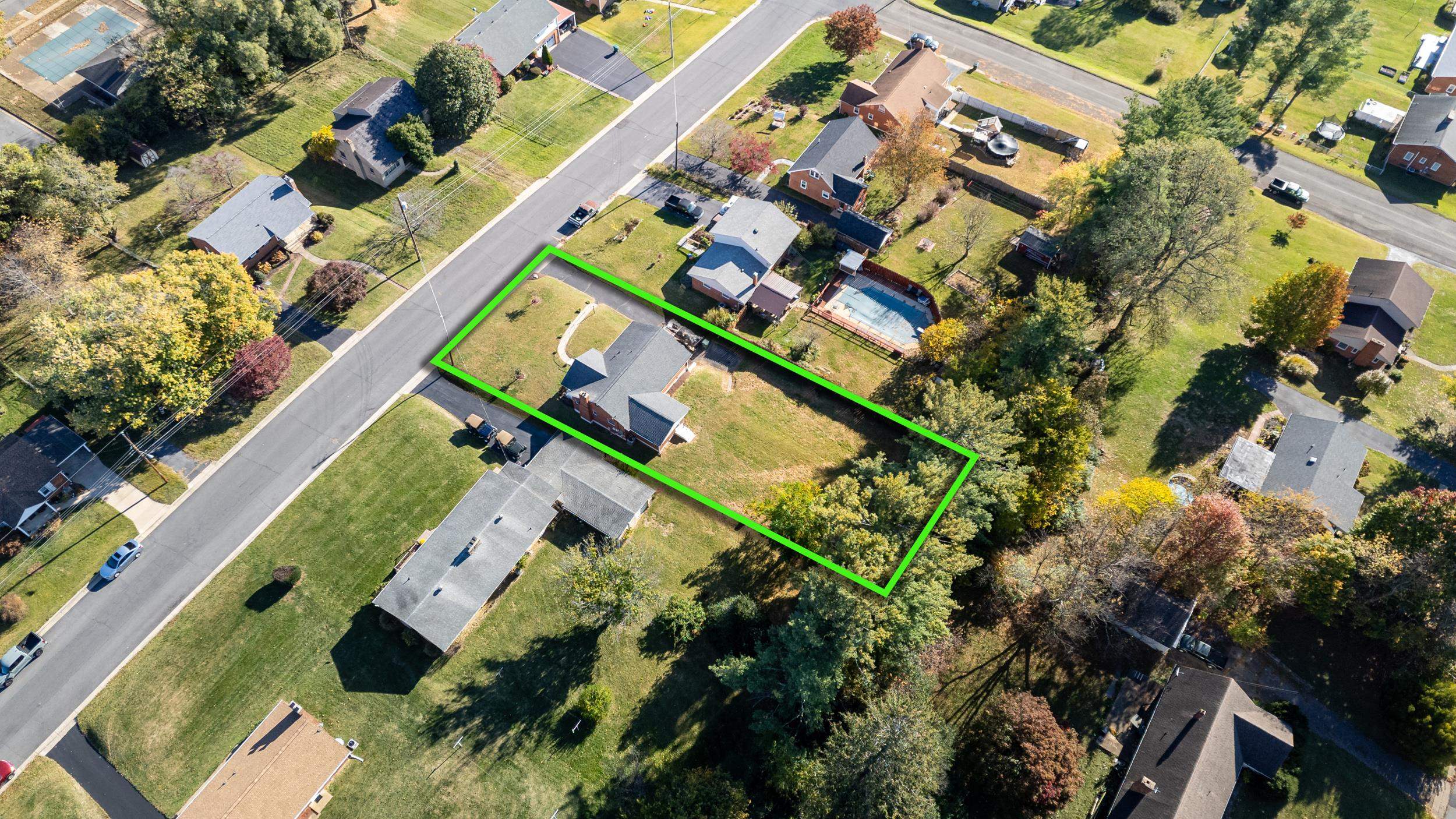 2418 MT VERNON ST, WAYNESBORO, Virginia 22980, 3 Bedrooms Bedrooms, ,1 BathroomBathrooms,Residential,2418 MT VERNON ST,670409 MLS # 670409 2418 MT VERNON ST, WAYNESBORO, Virginia 22980, 3 Bedrooms Bedrooms, ,1 BathroomBathrooms,Residential,2418 MT VERNON ST,670409 MLS # 670409