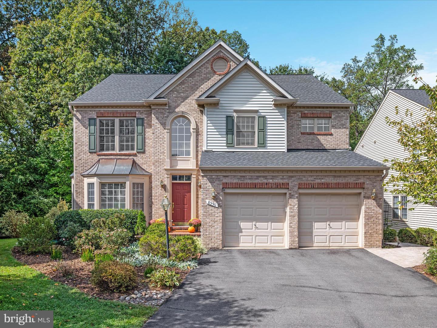 8590 BEATRICE CT, SPRINGFIELD, Virginia 22152, 5 Bedrooms Bedrooms, ,4 BathroomsBathrooms,Residential,For sale,8590 BEATRICE CT,VAFX2268632 MLS # VAFX2268632 8590 BEATRICE CT, SPRINGFIELD, Virginia 22152, 5 Bedrooms Bedrooms, ,4 BathroomsBathrooms,Residential,For sale,8590 BEATRICE CT,VAFX2268632 MLS # VAFX2268632