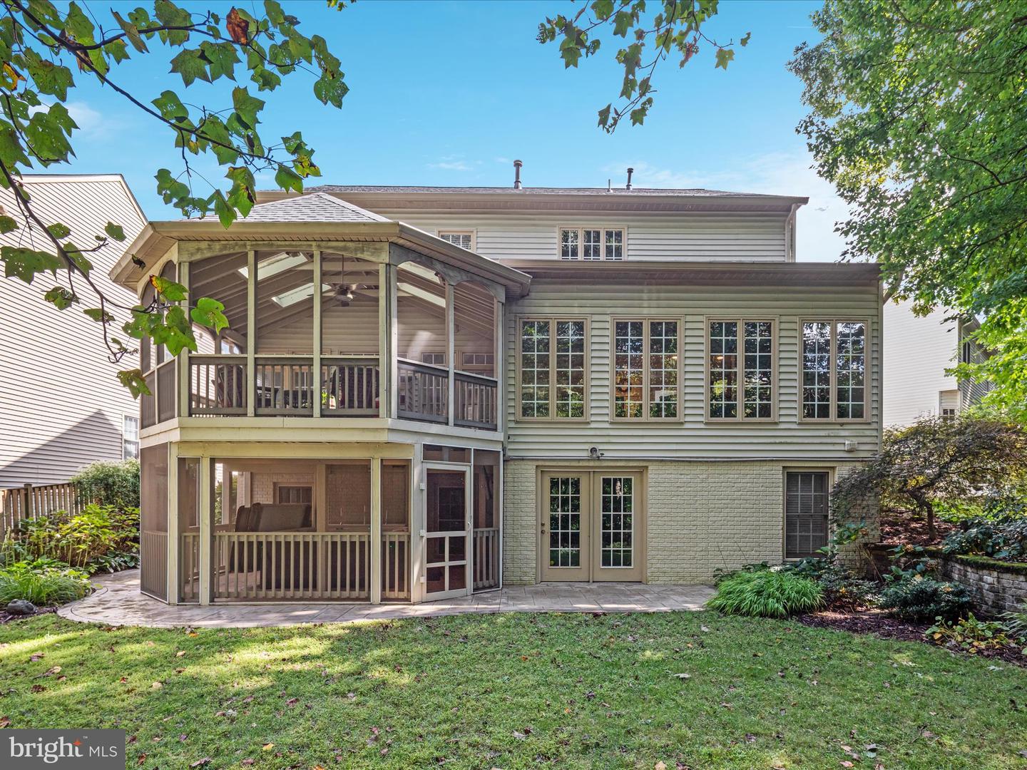 8590 BEATRICE CT, SPRINGFIELD, Virginia 22152, 5 Bedrooms Bedrooms, ,4 BathroomsBathrooms,Residential,For sale,8590 BEATRICE CT,VAFX2268632 MLS # VAFX2268632 8590 BEATRICE CT, SPRINGFIELD, Virginia 22152, 5 Bedrooms Bedrooms, ,4 BathroomsBathrooms,Residential,For sale,8590 BEATRICE CT,VAFX2268632 MLS # VAFX2268632