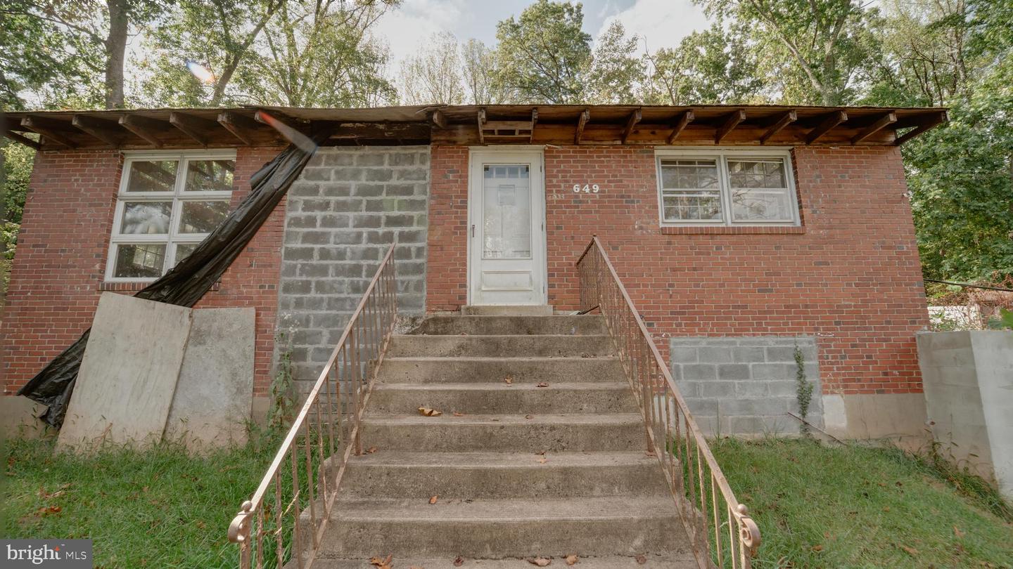 6649 KERNS RD, FALLS CHURCH, Virginia 22042, ,Residential,For sale,6649 KERNS RD,VAFX2268744 MLS # VAFX2268744 6649 KERNS RD, FALLS CHURCH, Virginia 22042, ,Residential,For sale,6649 KERNS RD,VAFX2268744 MLS # VAFX2268744