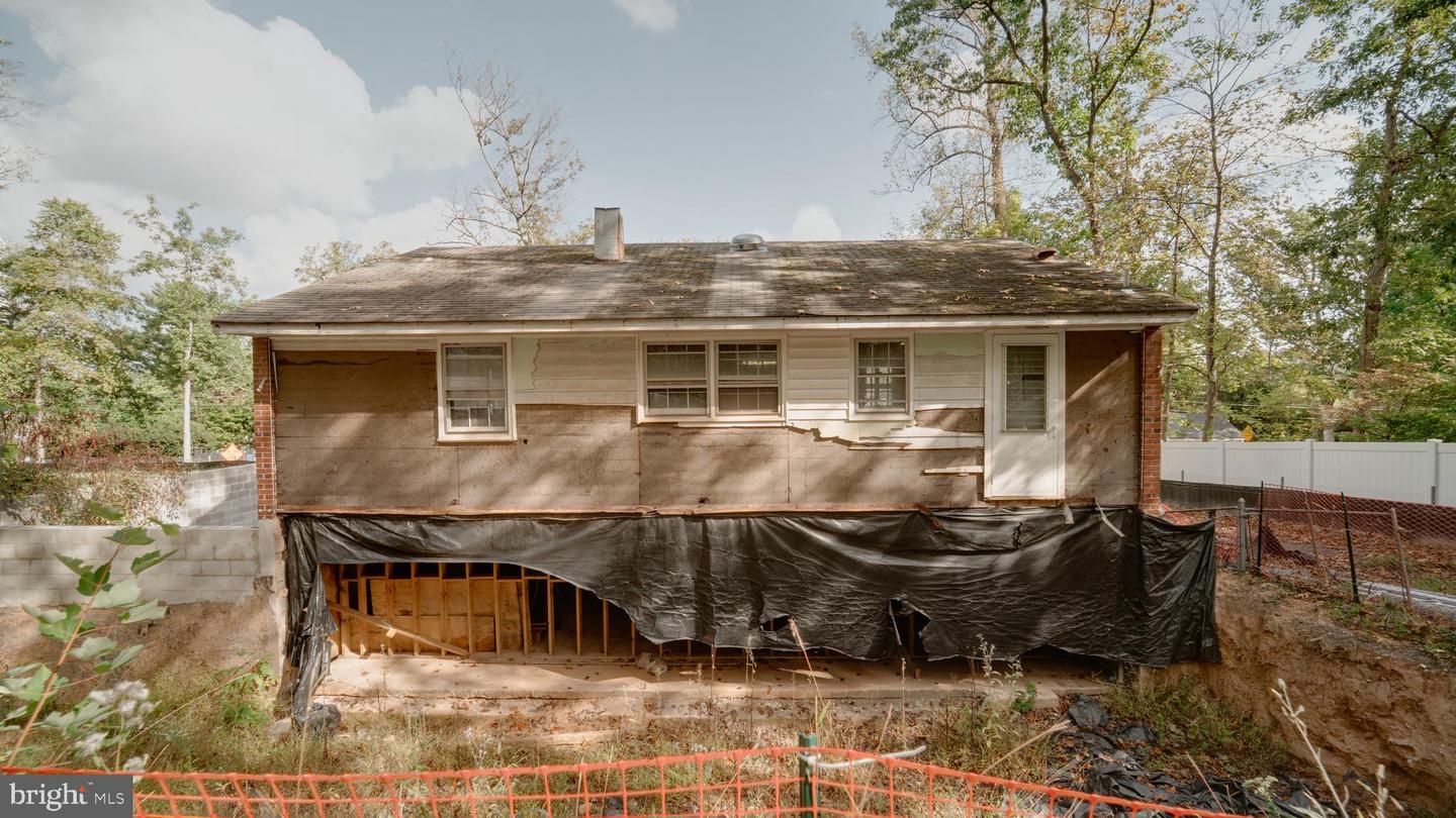 6649 KERNS RD, FALLS CHURCH, Virginia 22042, ,Residential,For sale,6649 KERNS RD,VAFX2268744 MLS # VAFX2268744 6649 KERNS RD, FALLS CHURCH, Virginia 22042, ,Residential,For sale,6649 KERNS RD,VAFX2268744 MLS # VAFX2268744