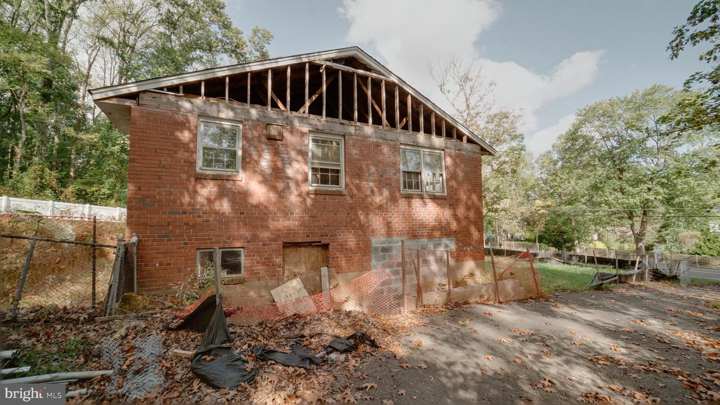 6649 KERNS RD, FALLS CHURCH, Virginia 22042, ,Residential,For sale,6649 KERNS RD,VAFX2268744 MLS # VAFX2268744 6649 KERNS RD, FALLS CHURCH, Virginia 22042, ,Residential,For sale,6649 KERNS RD,VAFX2268744 MLS # VAFX2268744