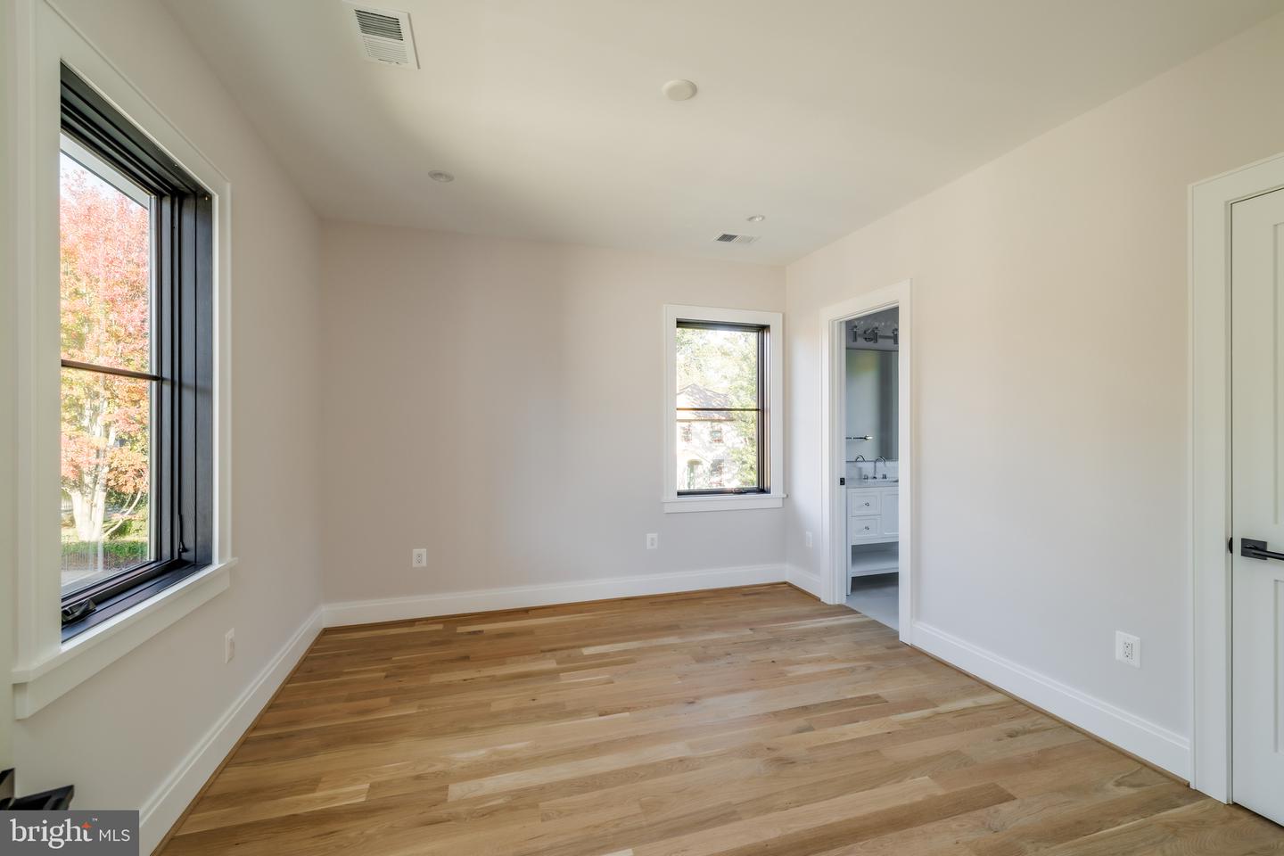 630 N KENMORE ST, ARLINGTON, Virginia 22201, 5 Bedrooms Bedrooms, ,5 BathroomsBathrooms,Residential,For sale,630 N KENMORE ST,VAAR2064118 MLS # VAAR2064118 630 N KENMORE ST, ARLINGTON, Virginia 22201, 5 Bedrooms Bedrooms, ,5 BathroomsBathrooms,Residential,For sale,630 N KENMORE ST,VAAR2064118 MLS # VAAR2064118