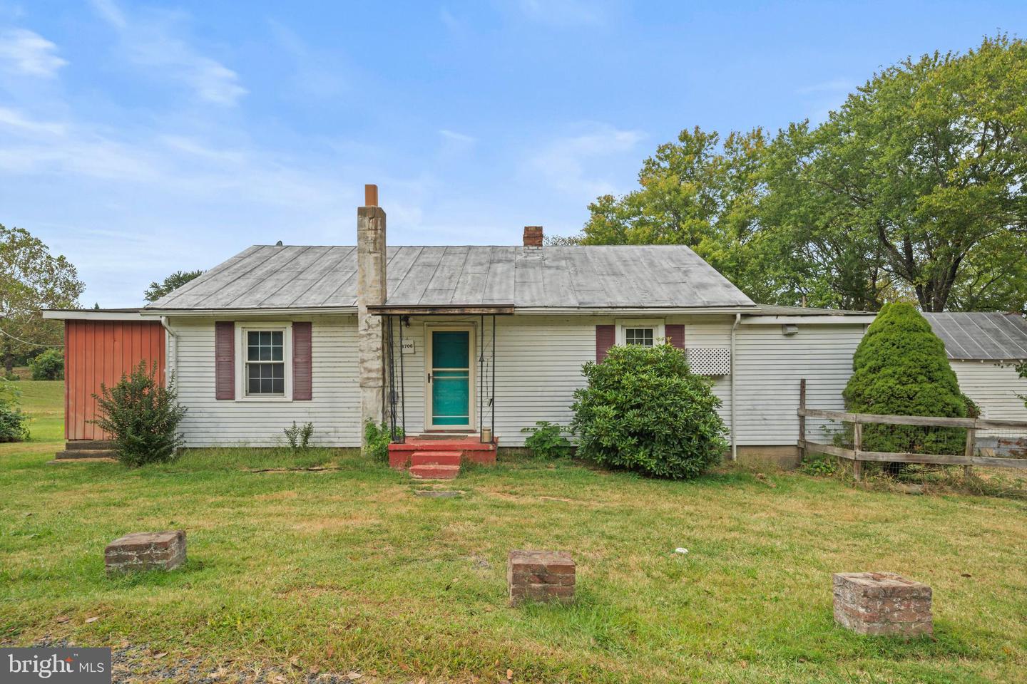 3706 CATLETT RD, CATLETT, Virginia 20119, 2 Bedrooms Bedrooms, ,1 BathroomBathrooms,Residential,For sale,3706 CATLETT RD,VAFQ2018432 MLS # VAFQ2018432 3706 CATLETT RD, CATLETT, Virginia 20119, 2 Bedrooms Bedrooms, ,1 BathroomBathrooms,Residential,For sale,3706 CATLETT RD,VAFQ2018432 MLS # VAFQ2018432