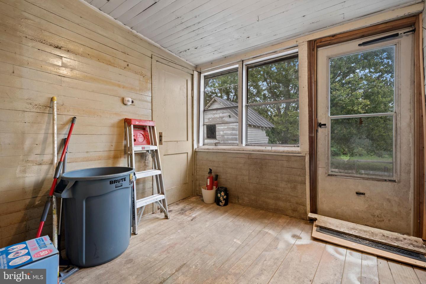 3706 CATLETT RD, CATLETT, Virginia 20119, 2 Bedrooms Bedrooms, ,1 BathroomBathrooms,Residential,For sale,3706 CATLETT RD,VAFQ2018432 MLS # VAFQ2018432 3706 CATLETT RD, CATLETT, Virginia 20119, 2 Bedrooms Bedrooms, ,1 BathroomBathrooms,Residential,For sale,3706 CATLETT RD,VAFQ2018432 MLS # VAFQ2018432