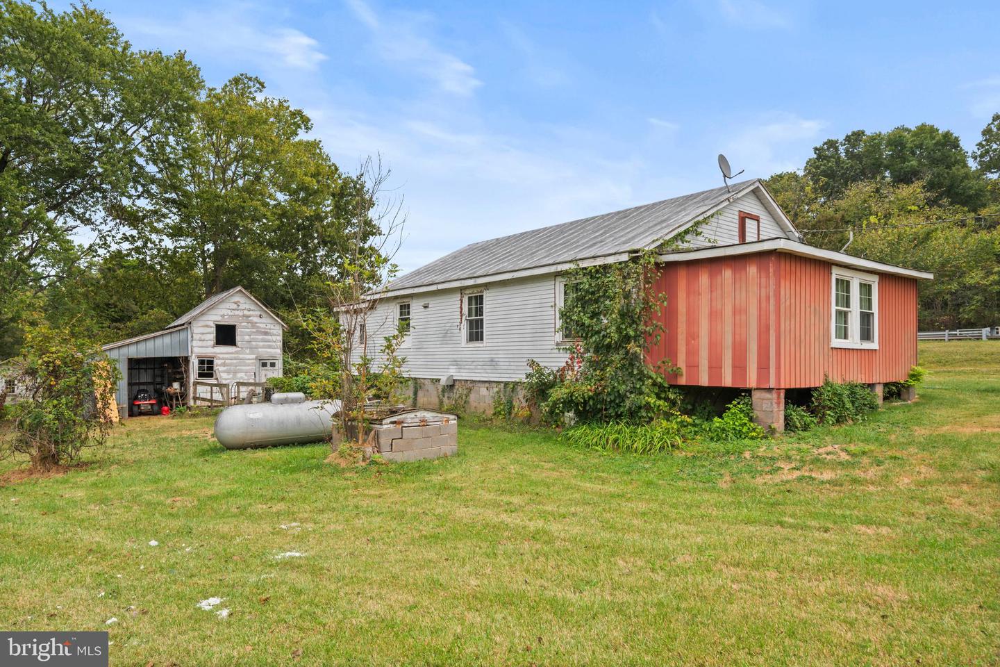 3706 CATLETT RD, CATLETT, Virginia 20119, 2 Bedrooms Bedrooms, ,1 BathroomBathrooms,Residential,For sale,3706 CATLETT RD,VAFQ2018432 MLS # VAFQ2018432 3706 CATLETT RD, CATLETT, Virginia 20119, 2 Bedrooms Bedrooms, ,1 BathroomBathrooms,Residential,For sale,3706 CATLETT RD,VAFQ2018432 MLS # VAFQ2018432