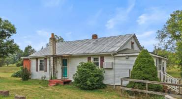 3706 CATLETT RD, CATLETT, Virginia 20119, 2 Bedrooms Bedrooms, ,1 BathroomBathrooms,Residential,For sale,3706 CATLETT RD,VAFQ2018432 MLS # VAFQ2018432