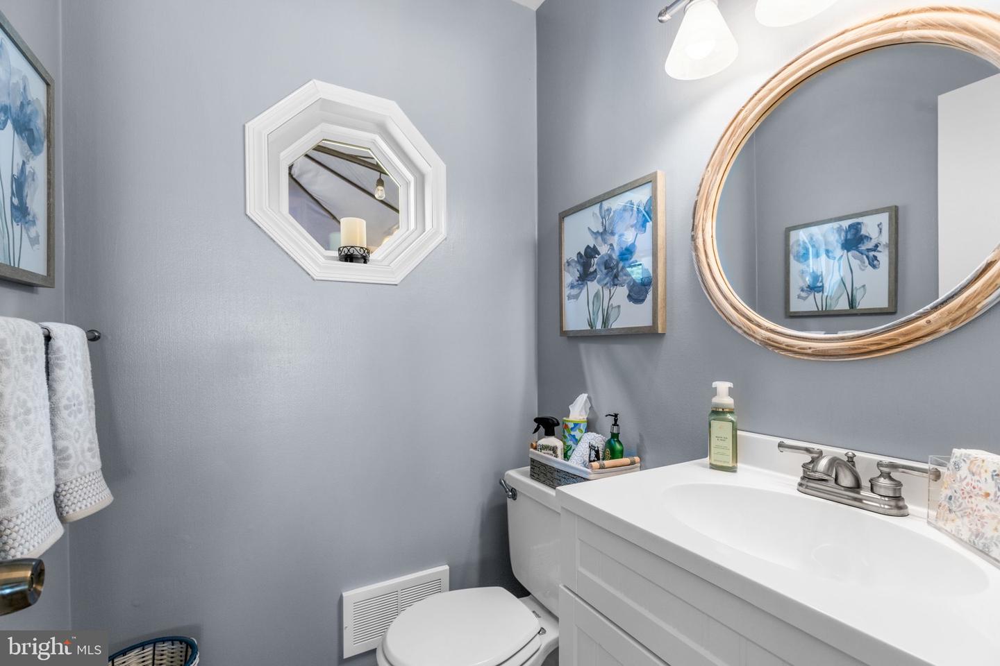 3507 MOUNT BURNSIDE WAY, WOODBRIDGE, Virginia 22192, 5 Bedrooms Bedrooms, ,3 BathroomsBathrooms,Residential,For sale,3507 MOUNT BURNSIDE WAY,VAPW2104866 MLS # VAPW2104866 3507 MOUNT BURNSIDE WAY, WOODBRIDGE, Virginia 22192, 5 Bedrooms Bedrooms, ,3 BathroomsBathrooms,Residential,For sale,3507 MOUNT BURNSIDE WAY,VAPW2104866 MLS # VAPW2104866