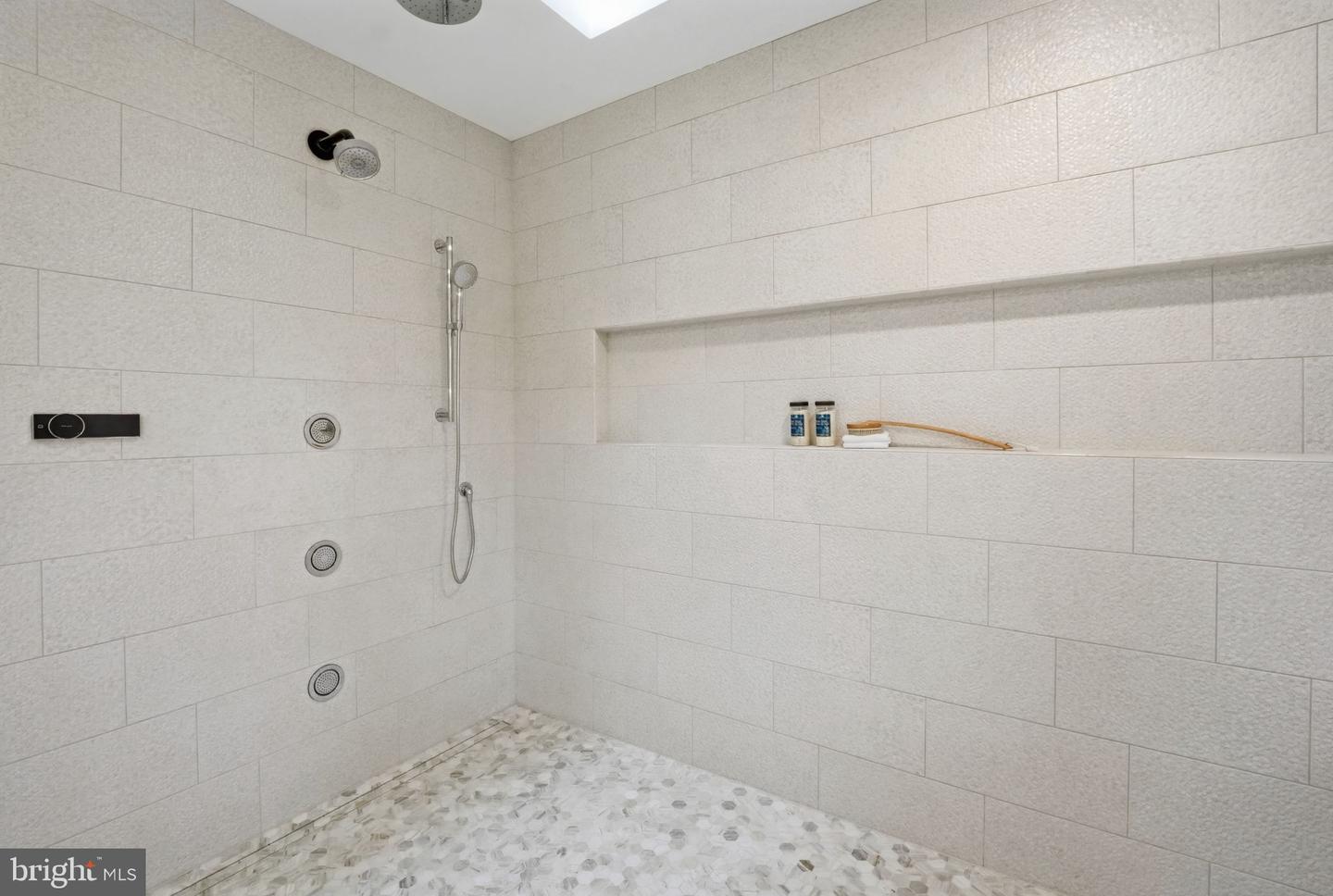 7228 ALLAN AVE, FALLS CHURCH, Virginia 22046, 6 Bedrooms Bedrooms, ,6 BathroomsBathrooms,Residential,For sale,7228 ALLAN AVE,VAFX2269630 MLS # VAFX2269630 7228 ALLAN AVE, FALLS CHURCH, Virginia 22046, 6 Bedrooms Bedrooms, ,6 BathroomsBathrooms,Residential,For sale,7228 ALLAN AVE,VAFX2269630 MLS # VAFX2269630