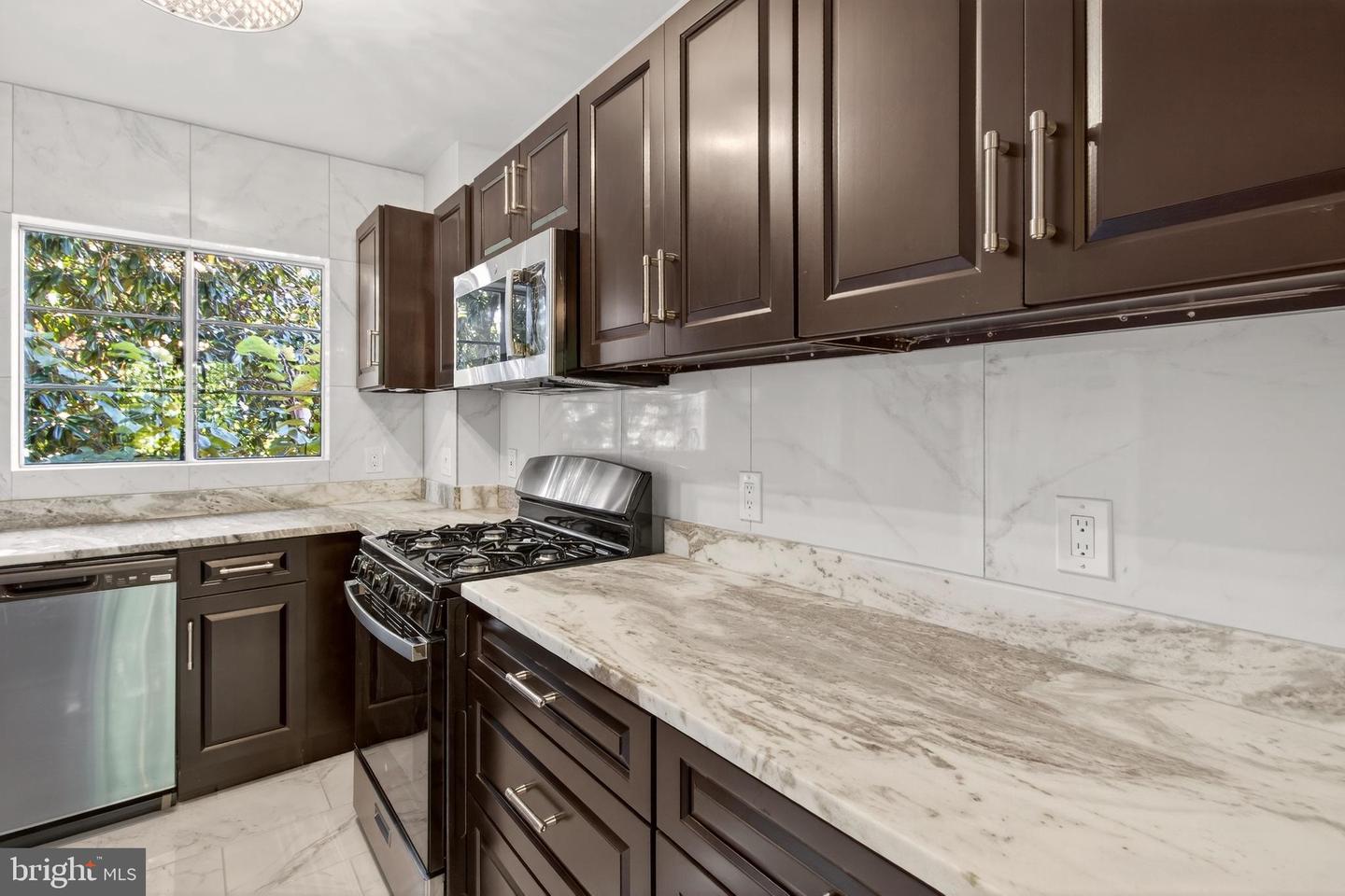 1649 PRESTON RD, ALEXANDRIA, Virginia 22302, 1 Bedroom Bedrooms, ,1 BathroomBathrooms,Residential,For sale,1649 PRESTON RD,VAAX2050306 MLS # VAAX2050306 1649 PRESTON RD, ALEXANDRIA, Virginia 22302, 1 Bedroom Bedrooms, ,1 BathroomBathrooms,Residential,For sale,1649 PRESTON RD,VAAX2050306 MLS # VAAX2050306