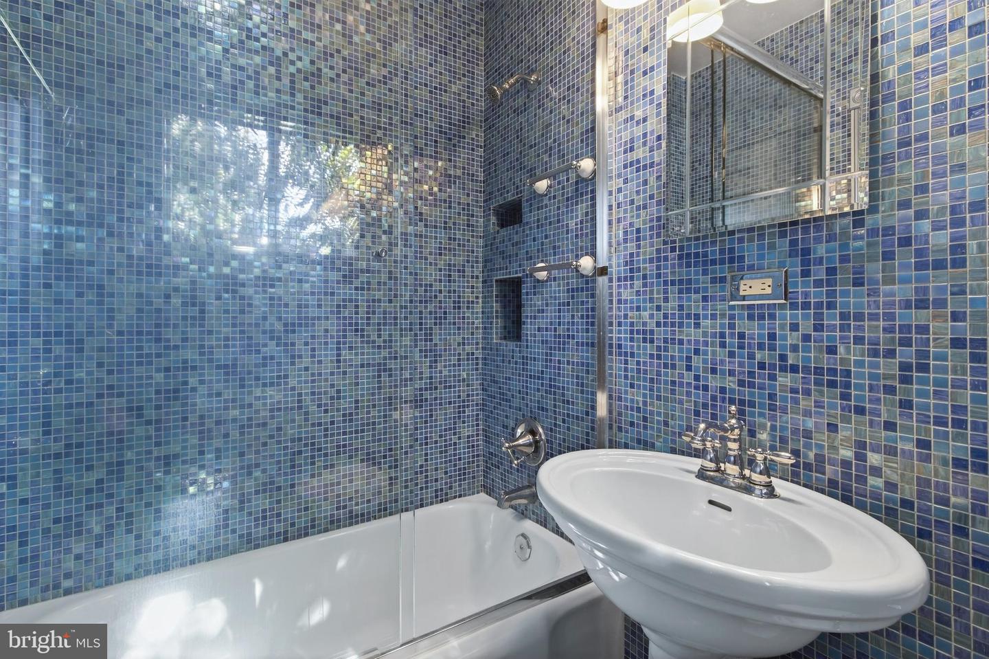 1649 PRESTON RD, ALEXANDRIA, Virginia 22302, 1 Bedroom Bedrooms, ,1 BathroomBathrooms,Residential,For sale,1649 PRESTON RD,VAAX2050306 MLS # VAAX2050306 1649 PRESTON RD, ALEXANDRIA, Virginia 22302, 1 Bedroom Bedrooms, ,1 BathroomBathrooms,Residential,For sale,1649 PRESTON RD,VAAX2050306 MLS # VAAX2050306