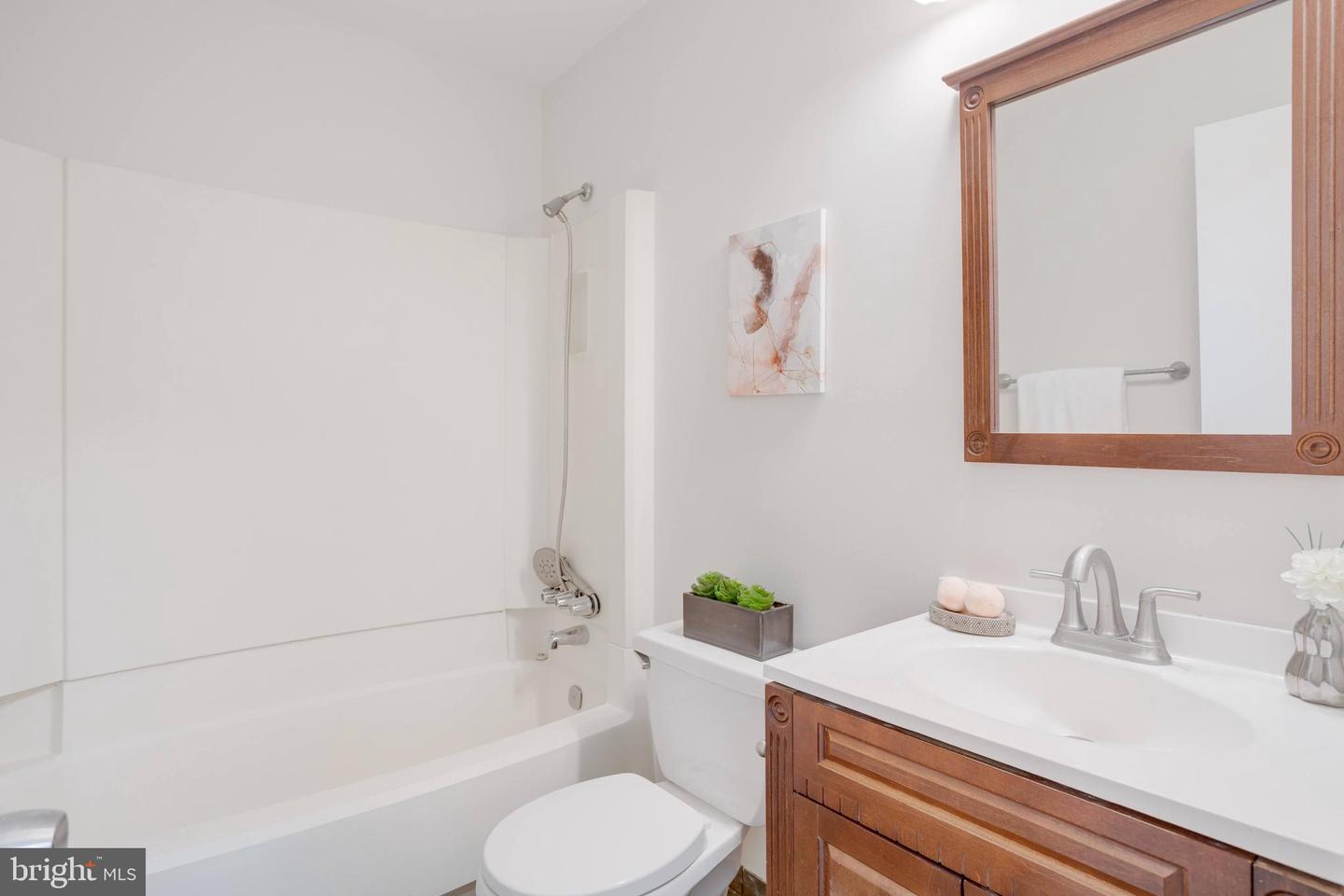 6311 FENESTRA CT #137B, BURKE, Virginia 22015, 3 Bedrooms Bedrooms, ,2 BathroomsBathrooms,Residential,For sale,6311 FENESTRA CT #137B,VAFX2270144 MLS # VAFX2270144 6311 FENESTRA CT #137B, BURKE, Virginia 22015, 3 Bedrooms Bedrooms, ,2 BathroomsBathrooms,Residential,For sale,6311 FENESTRA CT #137B,VAFX2270144 MLS # VAFX2270144