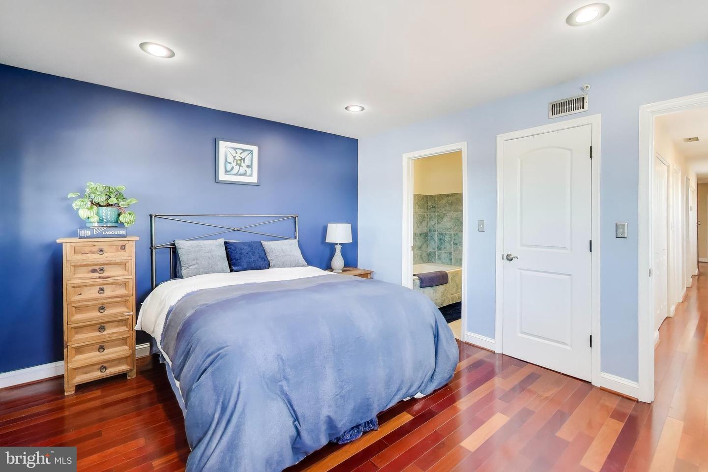 3579 WARDER ST NW #4, WASHINGTON, District Of Columbia 20010, 2 Bedrooms Bedrooms, ,2 BathroomsBathrooms,Residential,For sale,3579 WARDER ST NW #4,DCDC2225004 MLS # DCDC2225004 3579 WARDER ST NW #4, WASHINGTON, District Of Columbia 20010, 2 Bedrooms Bedrooms, ,2 BathroomsBathrooms,Residential,For sale,3579 WARDER ST NW #4,DCDC2225004 MLS # DCDC2225004