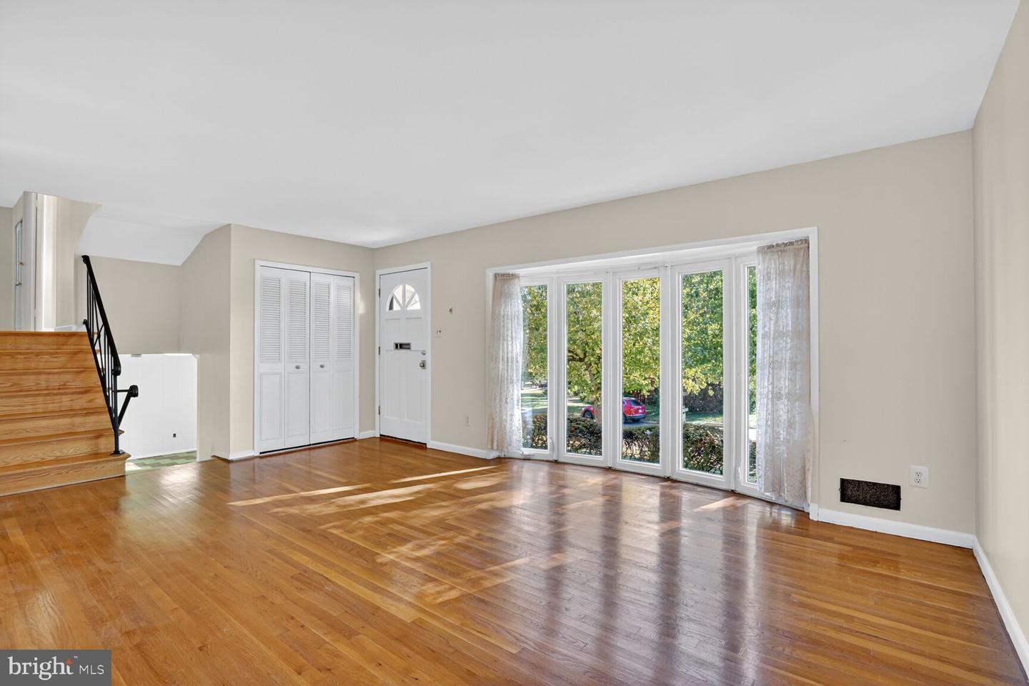 6120 SQUIRE LN, ALEXANDRIA, Virginia 22310, 3 Bedrooms Bedrooms, ,2 BathroomsBathrooms,Residential,For sale,6120 SQUIRE LN,VAFX2270288 MLS # VAFX2270288 6120 SQUIRE LN, ALEXANDRIA, Virginia 22310, 3 Bedrooms Bedrooms, ,2 BathroomsBathrooms,Residential,For sale,6120 SQUIRE LN,VAFX2270288 MLS # VAFX2270288