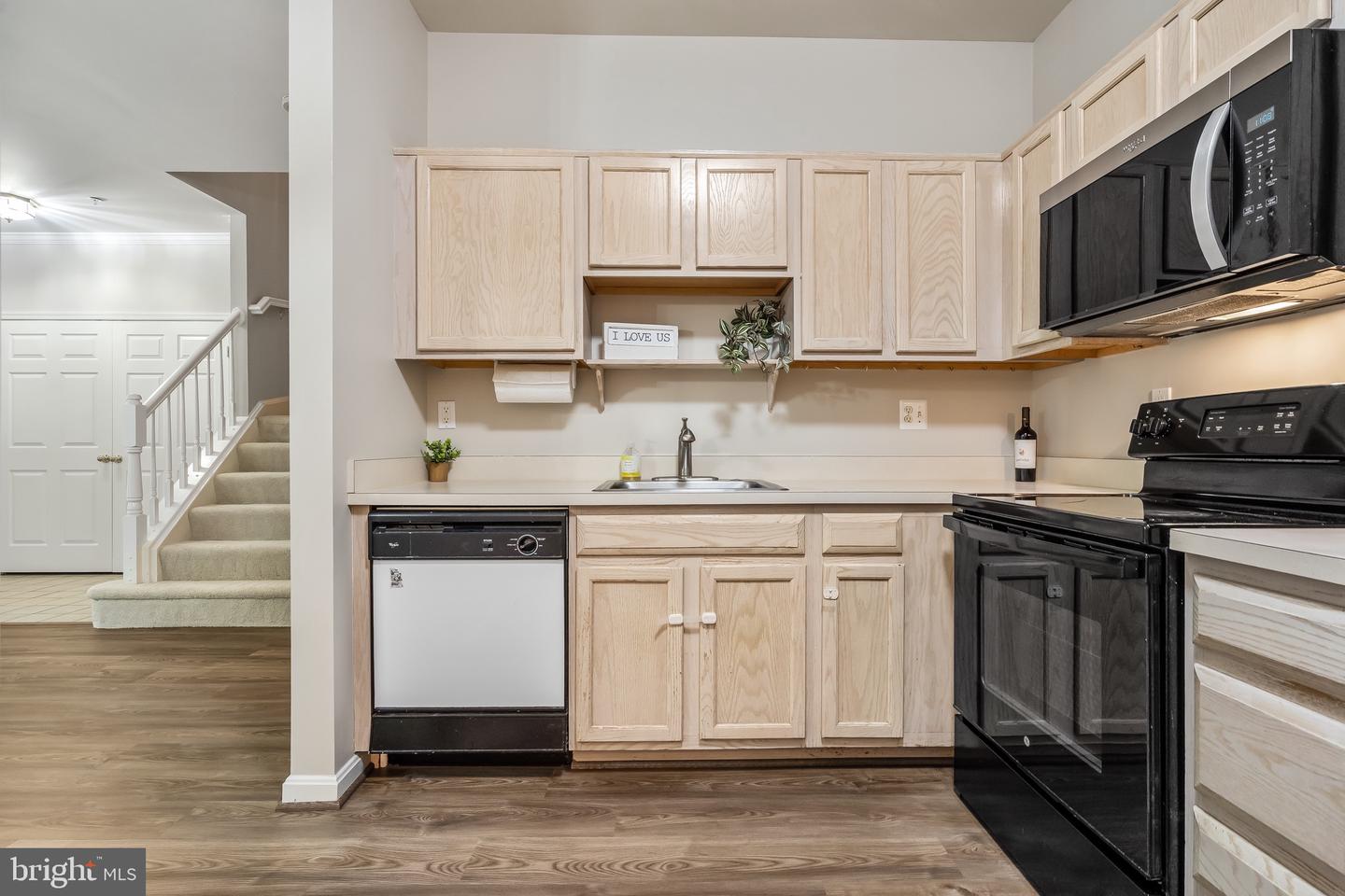 11408 GATE HILL PL #113, RESTON, Virginia 20194, 2 Bedrooms Bedrooms, ,2 BathroomsBathrooms,Residential,For sale,11408 GATE HILL PL #113,VAFX2273150 MLS # VAFX2273150 11408 GATE HILL PL #113, RESTON, Virginia 20194, 2 Bedrooms Bedrooms, ,2 BathroomsBathrooms,Residential,For sale,11408 GATE HILL PL #113,VAFX2273150 MLS # VAFX2273150