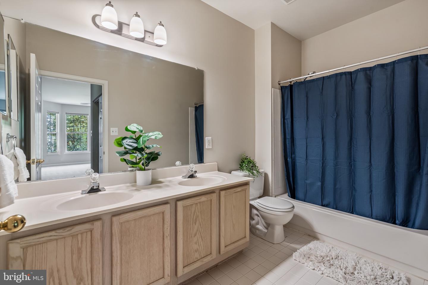 11408 GATE HILL PL #113, RESTON, Virginia 20194, 2 Bedrooms Bedrooms, ,2 BathroomsBathrooms,Residential,For sale,11408 GATE HILL PL #113,VAFX2273150 MLS # VAFX2273150 11408 GATE HILL PL #113, RESTON, Virginia 20194, 2 Bedrooms Bedrooms, ,2 BathroomsBathrooms,Residential,For sale,11408 GATE HILL PL #113,VAFX2273150 MLS # VAFX2273150