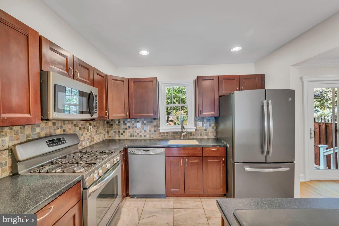2757 CARTER FARM CT, ALEXANDRIA, Virginia 22306, 3 Bedrooms Bedrooms, 10 Rooms Rooms,3 BathroomsBathrooms,Residential,For sale,2757 CARTER FARM CT,VAFX2273094 MLS # VAFX2273094 2757 CARTER FARM CT, ALEXANDRIA, Virginia 22306, 3 Bedrooms Bedrooms, 10 Rooms Rooms,3 BathroomsBathrooms,Residential,For sale,2757 CARTER FARM CT,VAFX2273094 MLS # VAFX2273094
