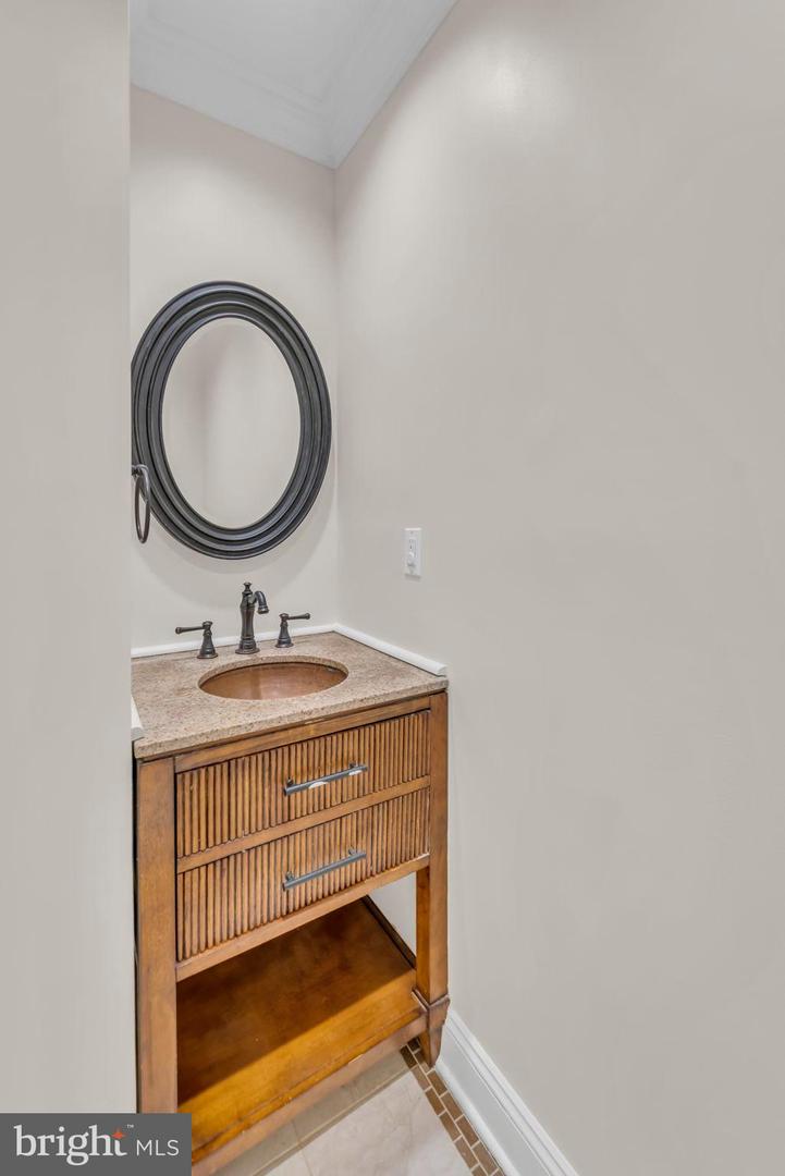 2757 CARTER FARM CT, ALEXANDRIA, Virginia 22306, 3 Bedrooms Bedrooms, 10 Rooms Rooms,3 BathroomsBathrooms,Residential,For sale,2757 CARTER FARM CT,VAFX2273094 MLS # VAFX2273094 2757 CARTER FARM CT, ALEXANDRIA, Virginia 22306, 3 Bedrooms Bedrooms, 10 Rooms Rooms,3 BathroomsBathrooms,Residential,For sale,2757 CARTER FARM CT,VAFX2273094 MLS # VAFX2273094